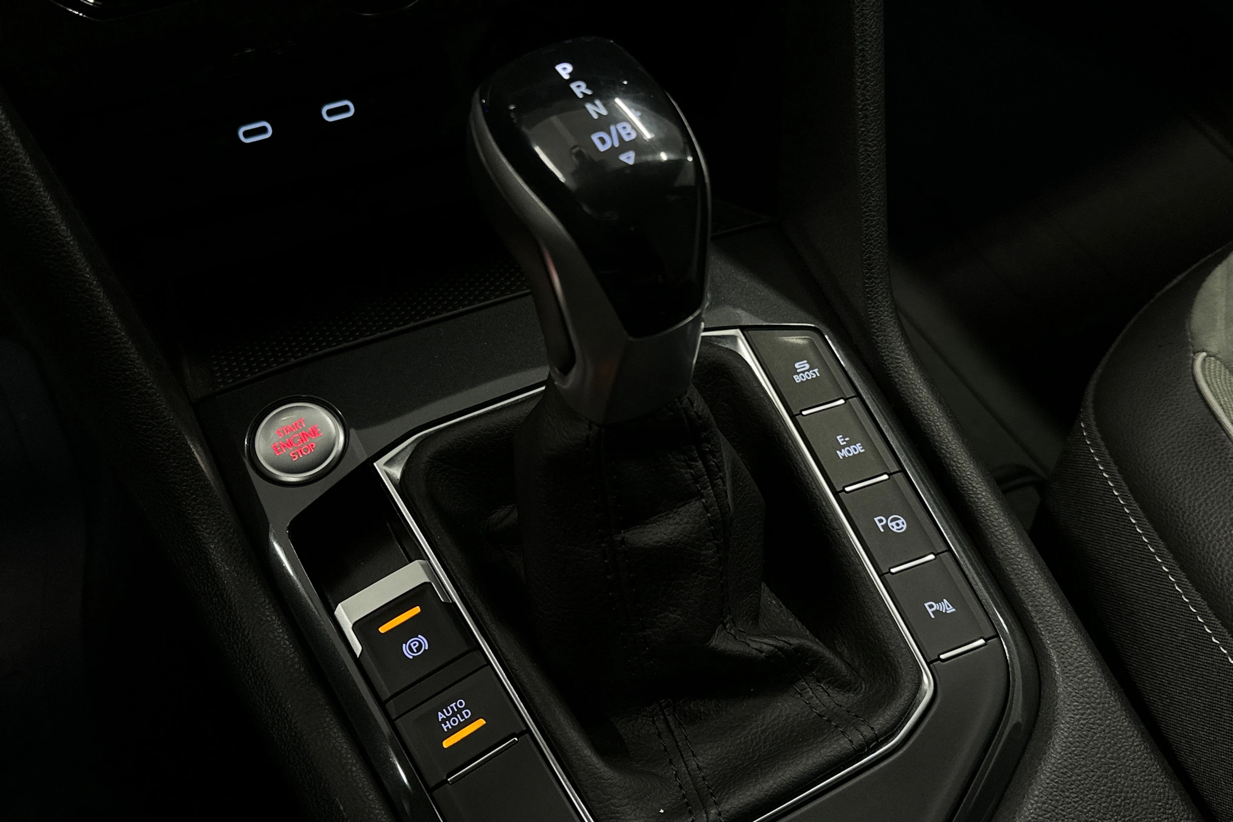 musta SEAT Tarraco 2023 kuva 33.