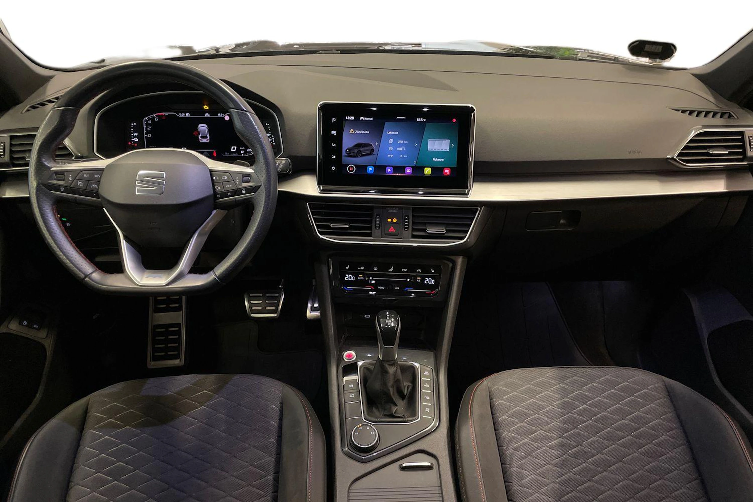 met. musta SEAT Tarraco 2023 kuva 9.
