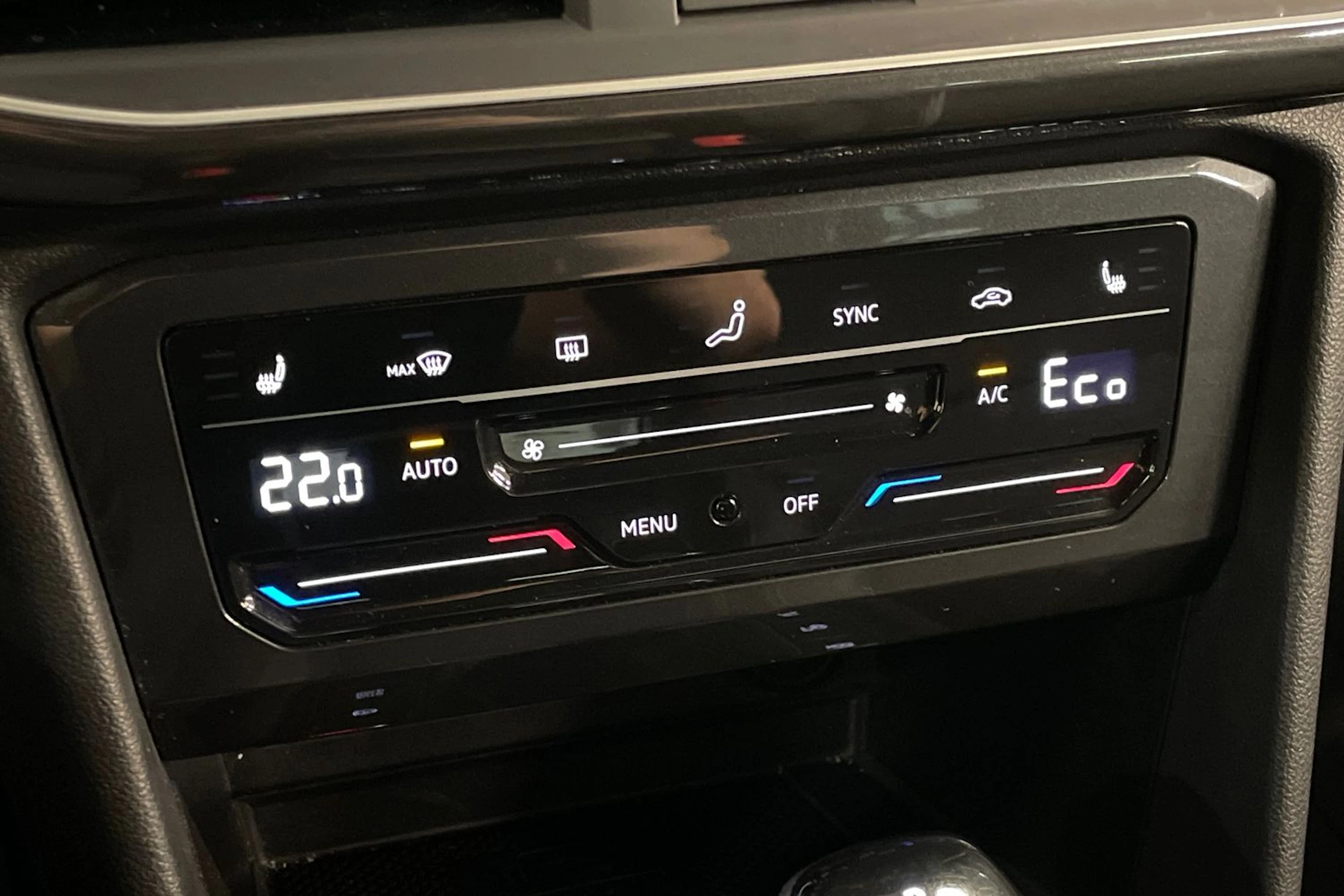 met. musta SEAT Tarraco 2023 kuva 19.