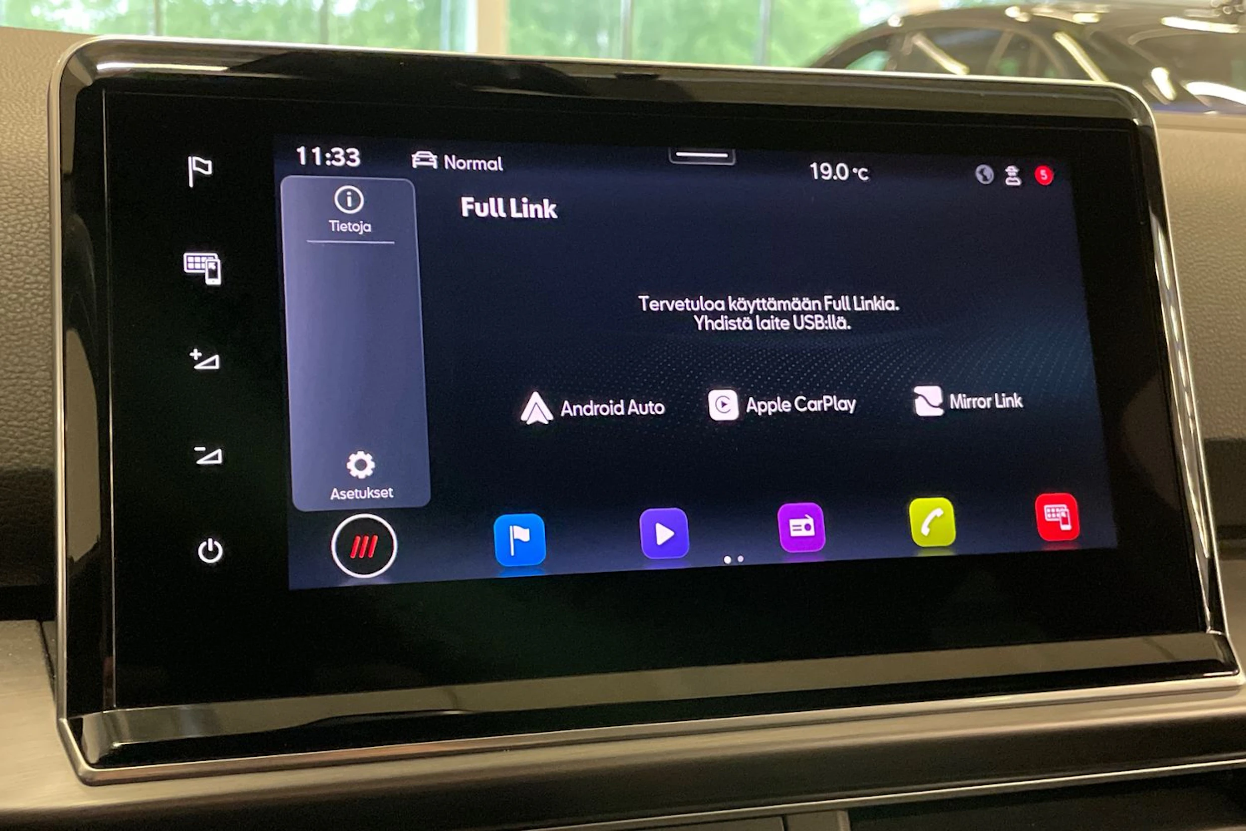 met. musta SEAT Tarraco 2023 kuva 25.