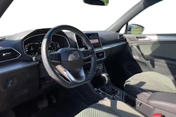 sininen SEAT Tarraco 2023 kuva 3.