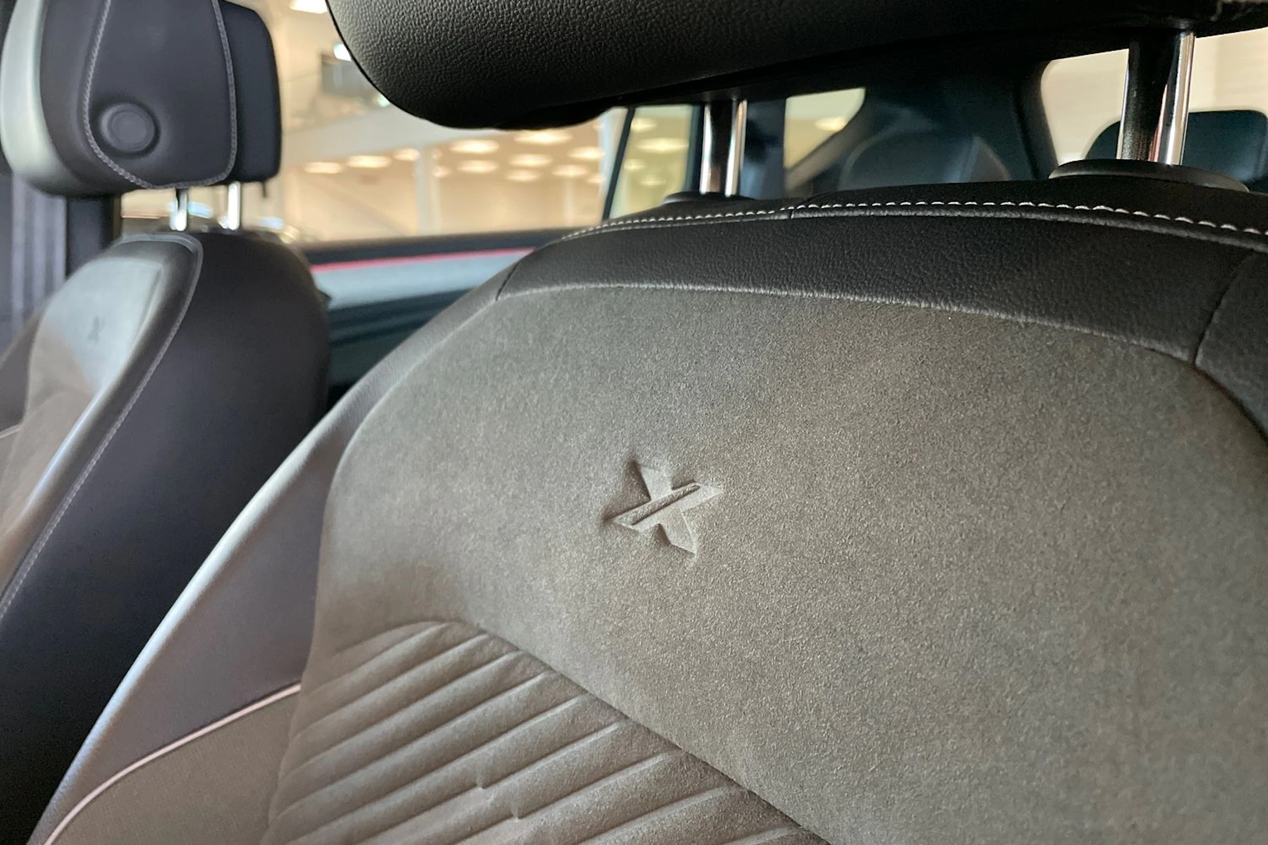 sininen SEAT Tarraco 2023 kuva 12.