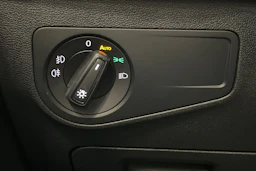 sininen SEAT Tarraco 2023 kuva 17.