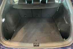 sininen SEAT Tarraco 2023 kuva 29.