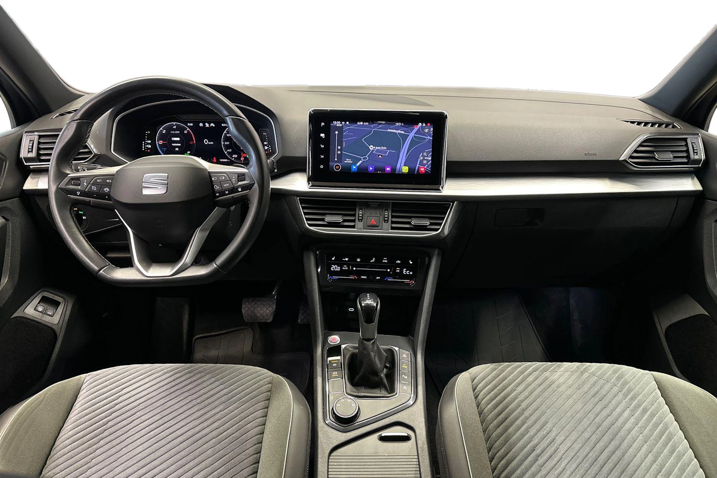 harmaa SEAT Tarraco 2023 kuva 9.