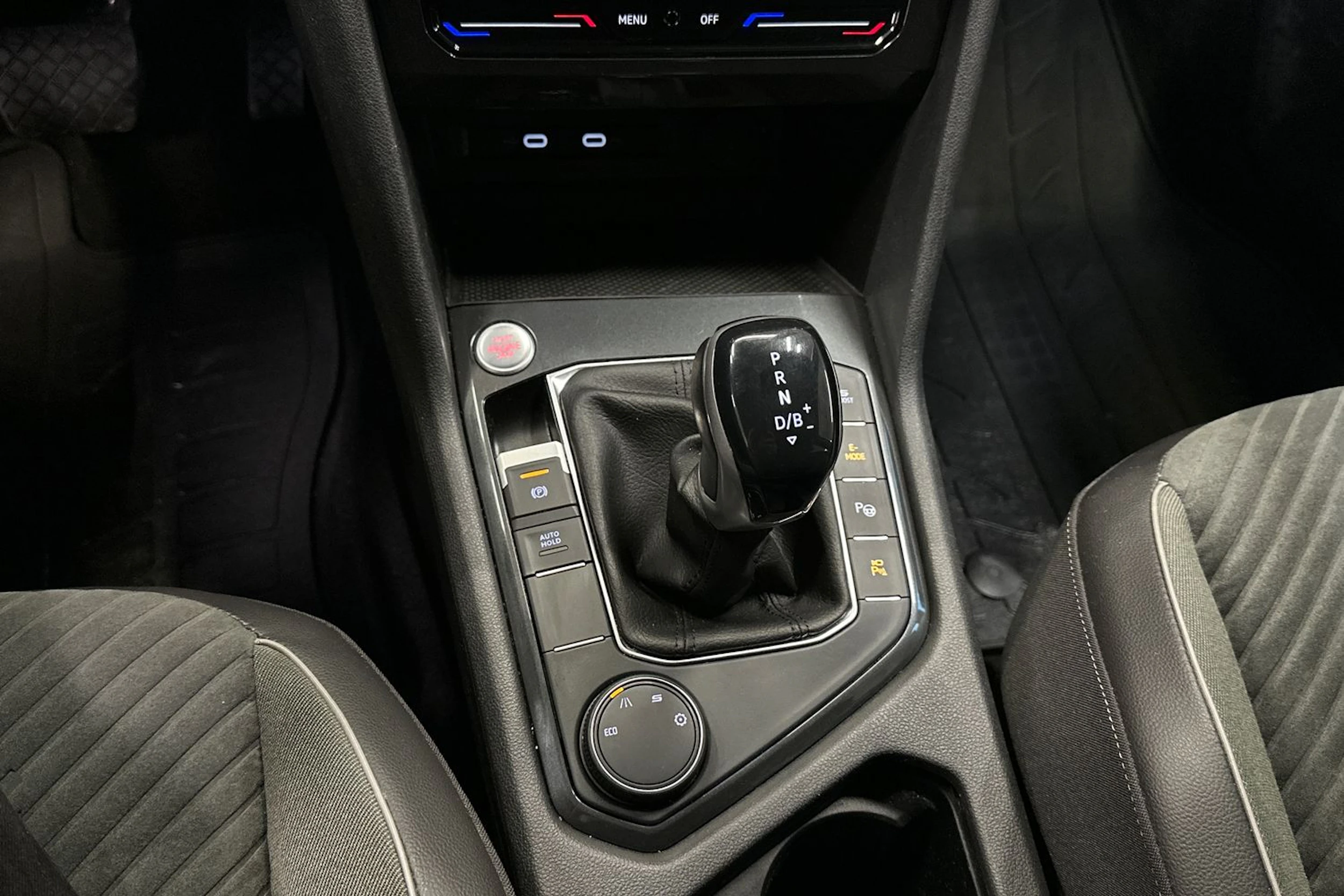 harmaa SEAT Tarraco 2023 kuva 23.