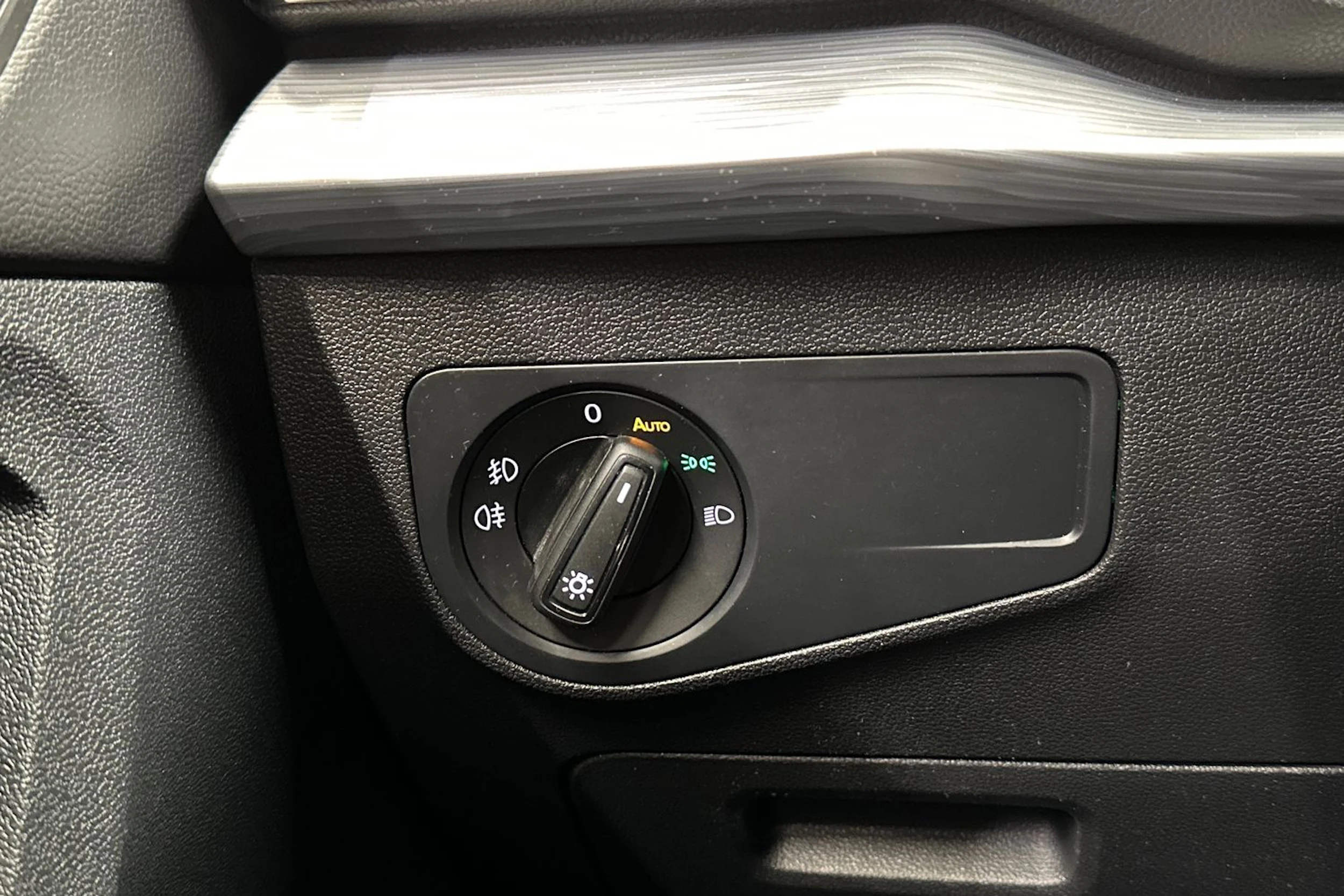 harmaa SEAT Tarraco 2023 kuva 27.