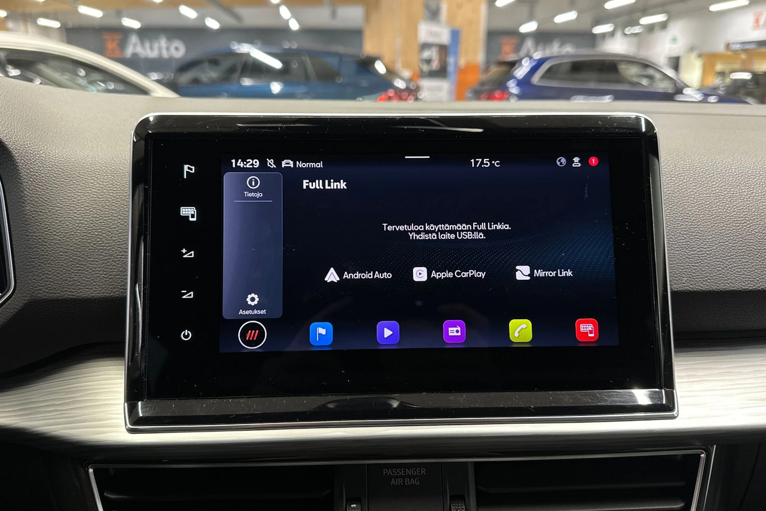 harmaa SEAT Tarraco 2023 kuva 17.