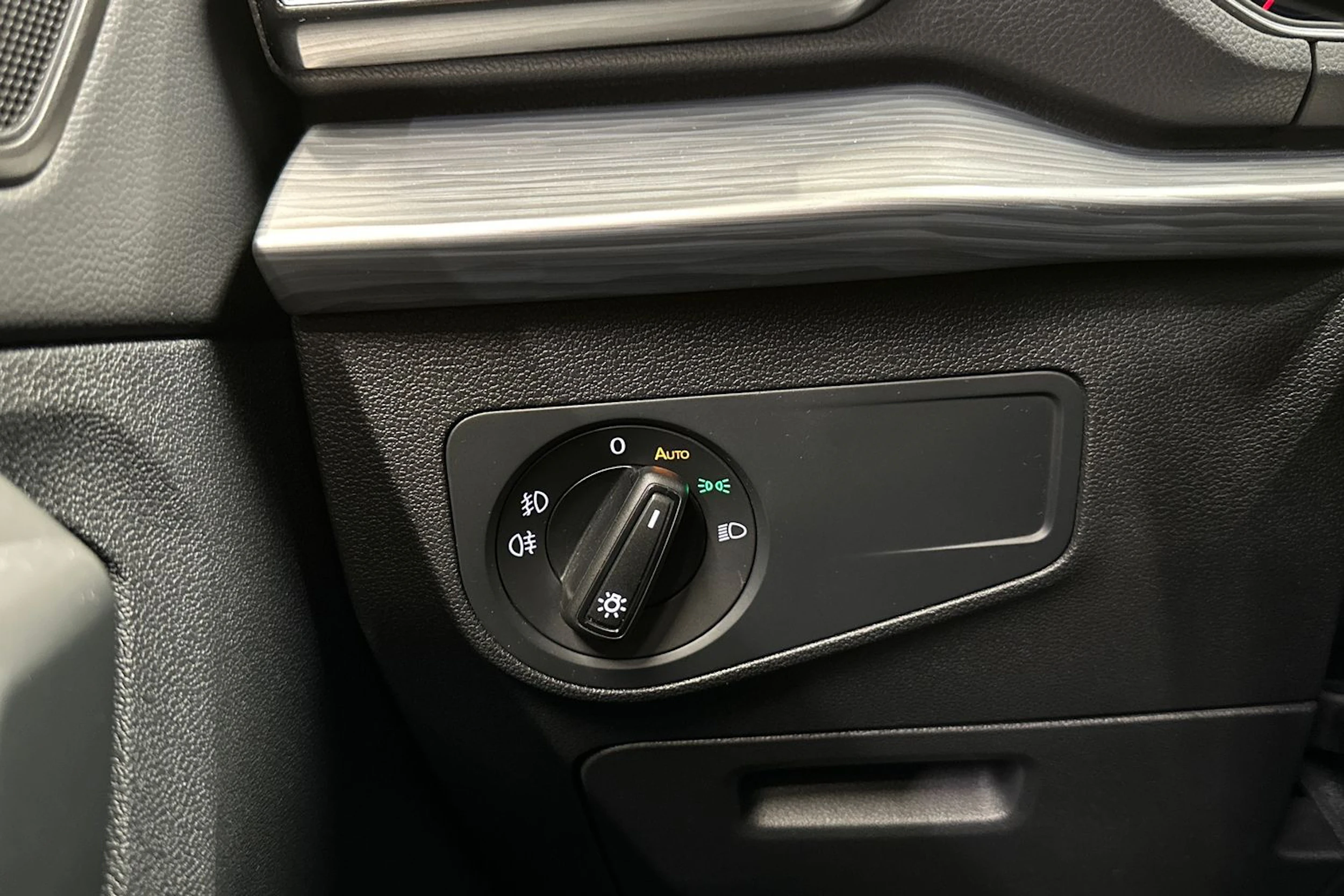 harmaa SEAT Tarraco 2023 kuva 24.