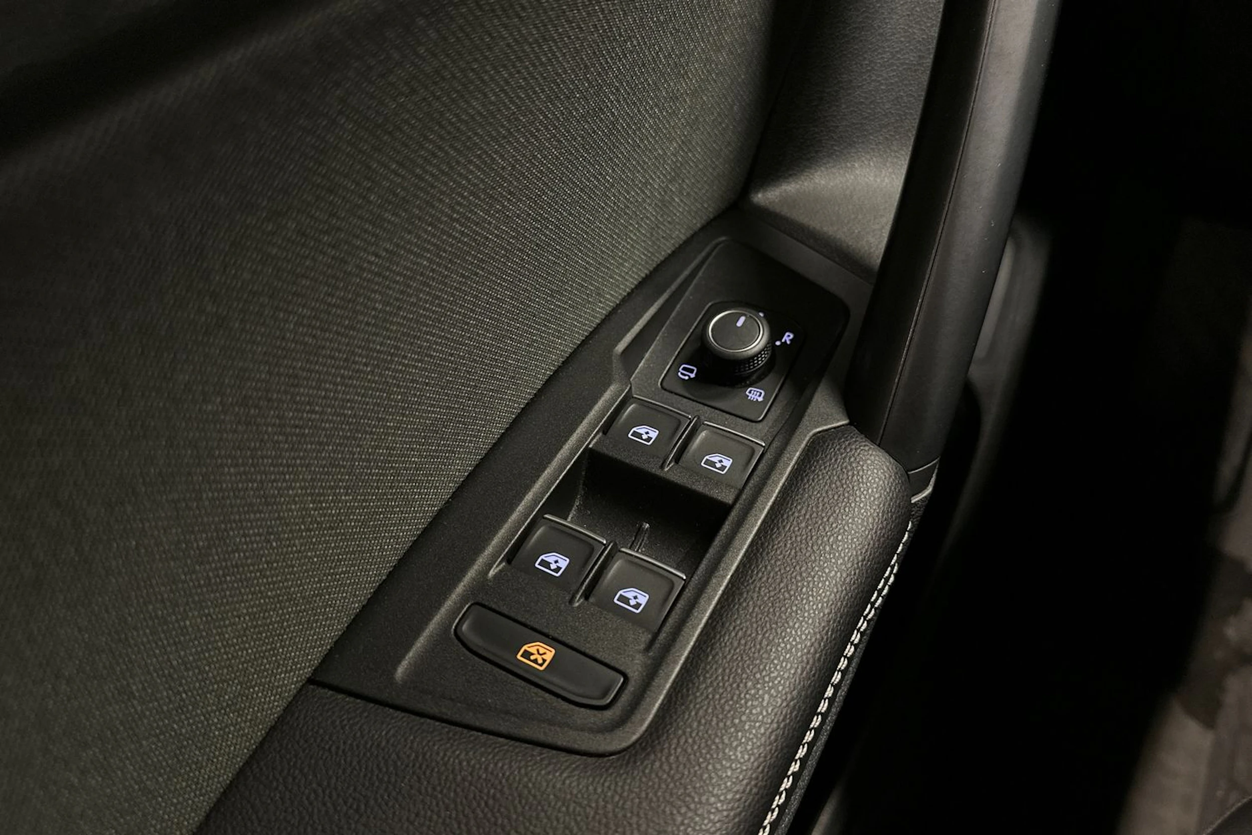 harmaa SEAT Tarraco 2023 kuva 25.