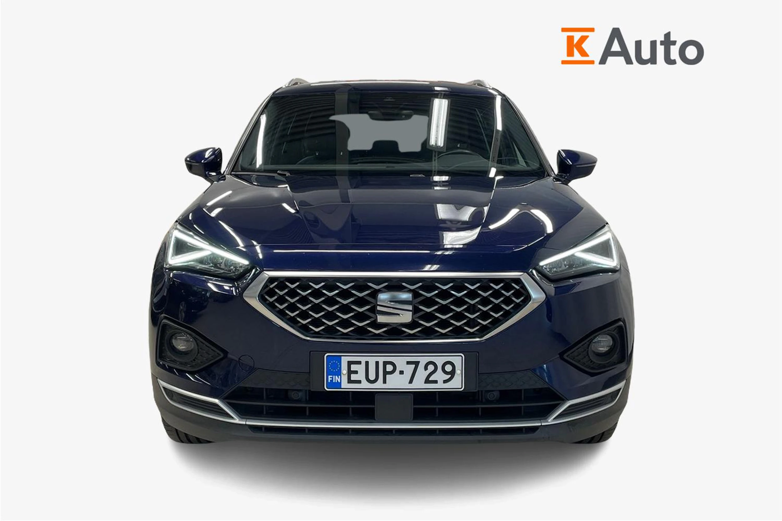 sininen SEAT Tarraco 2023 kuva 5.