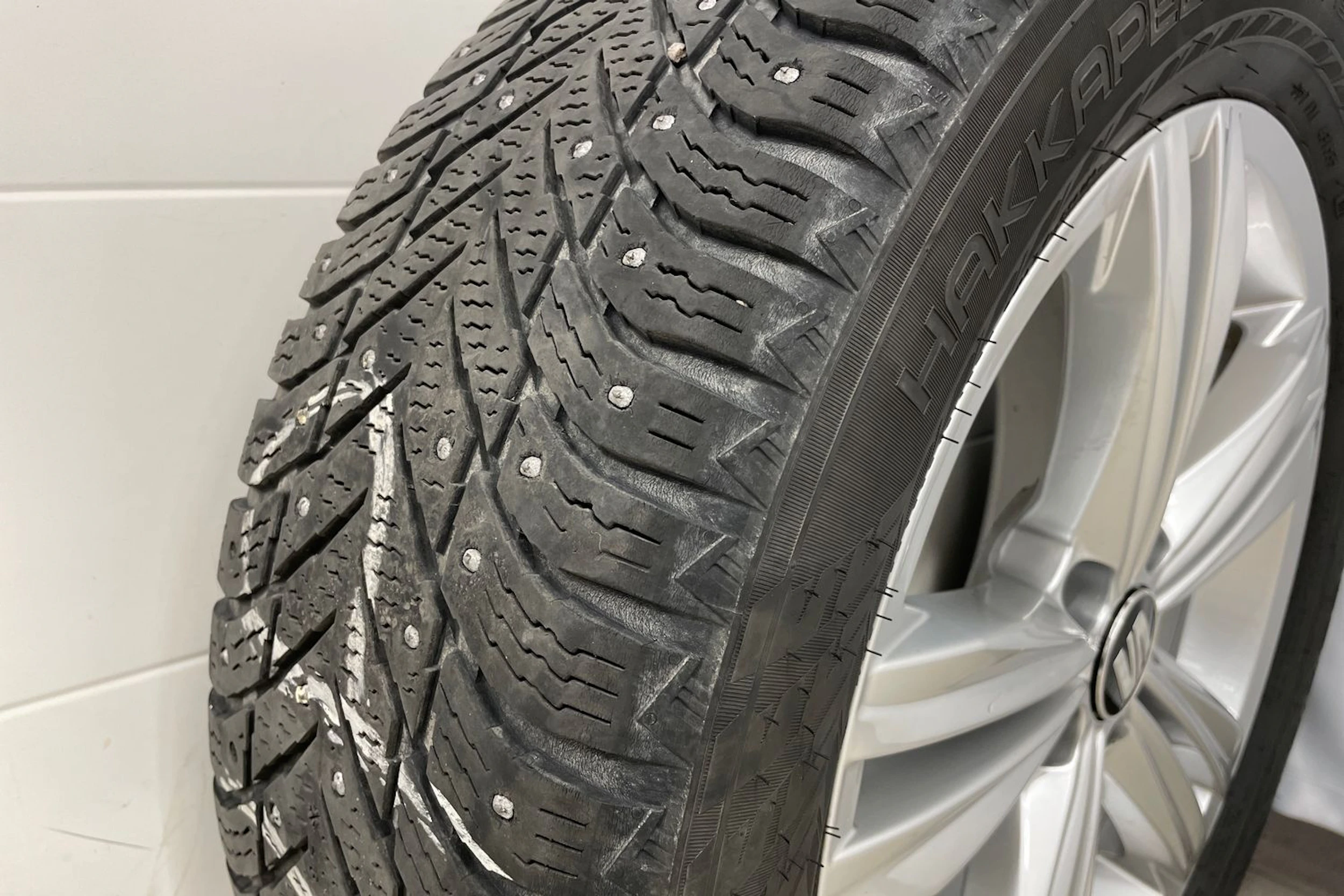 sininen SEAT Tarraco 2023 kuva 16.