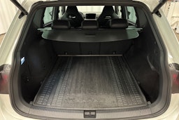 valkoinen SEAT Tarraco 2023 kuva 14.