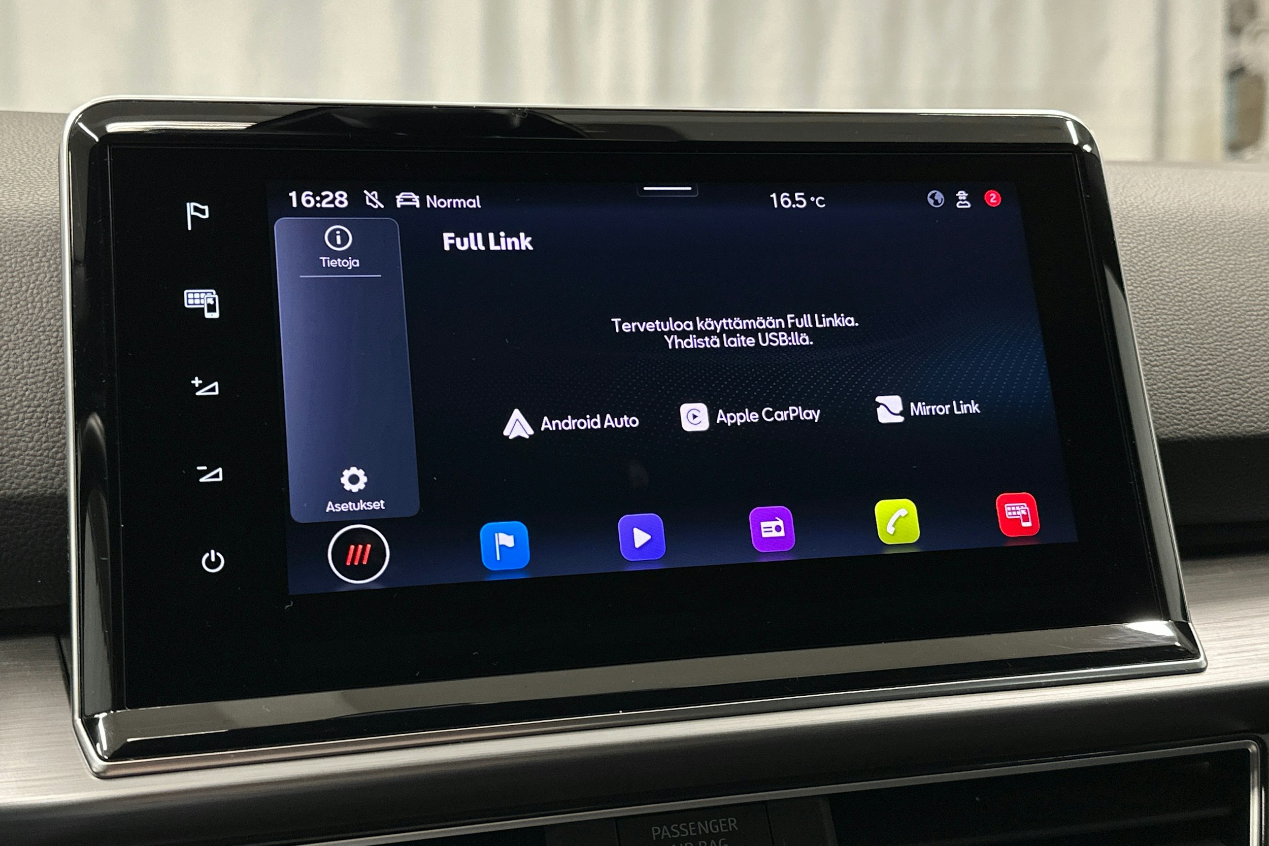 valkoinen SEAT Tarraco 2023 kuva 25.