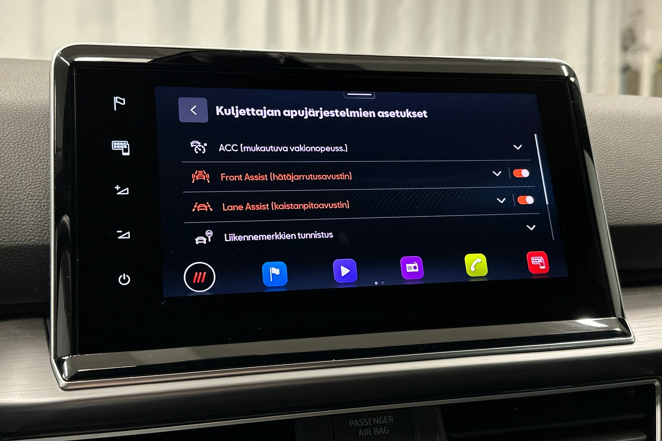 valkoinen SEAT Tarraco 2023 kuva 27.