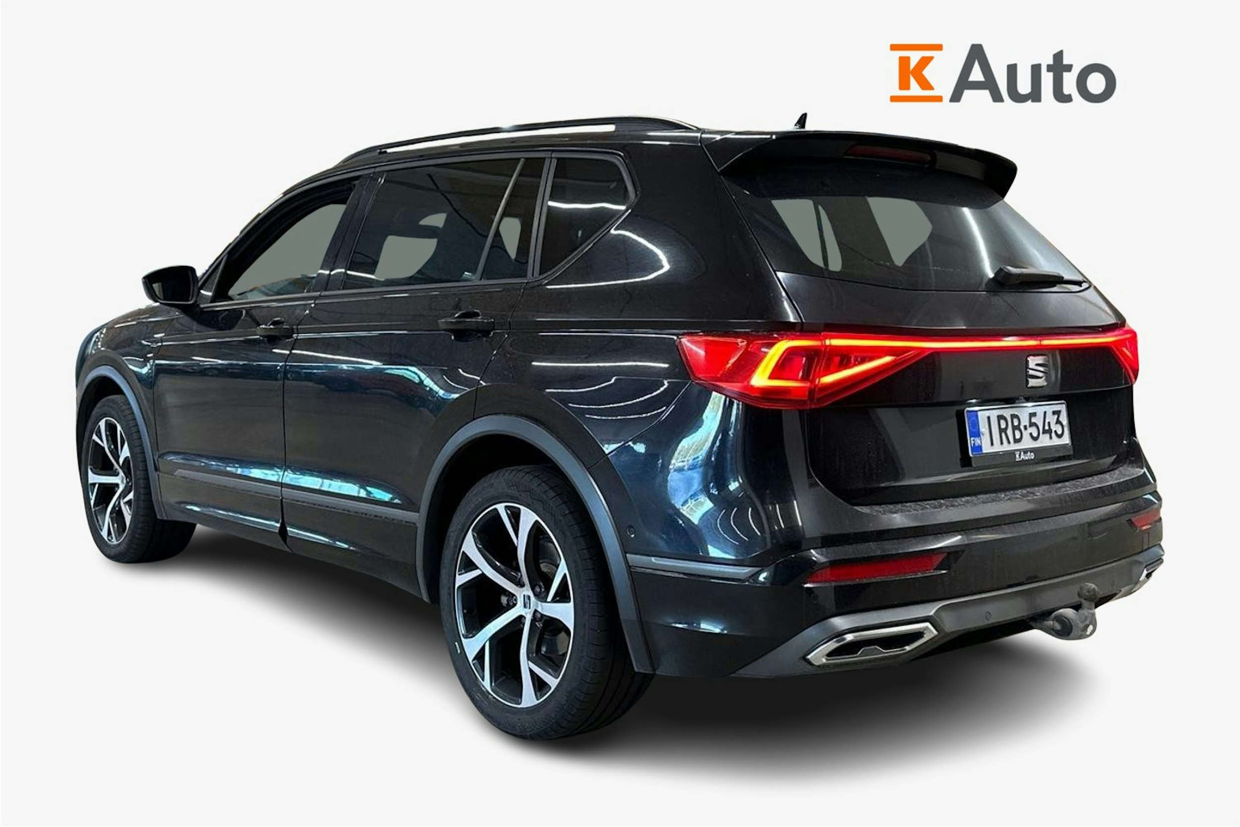 musta SEAT Tarraco 2023 kuva 2.