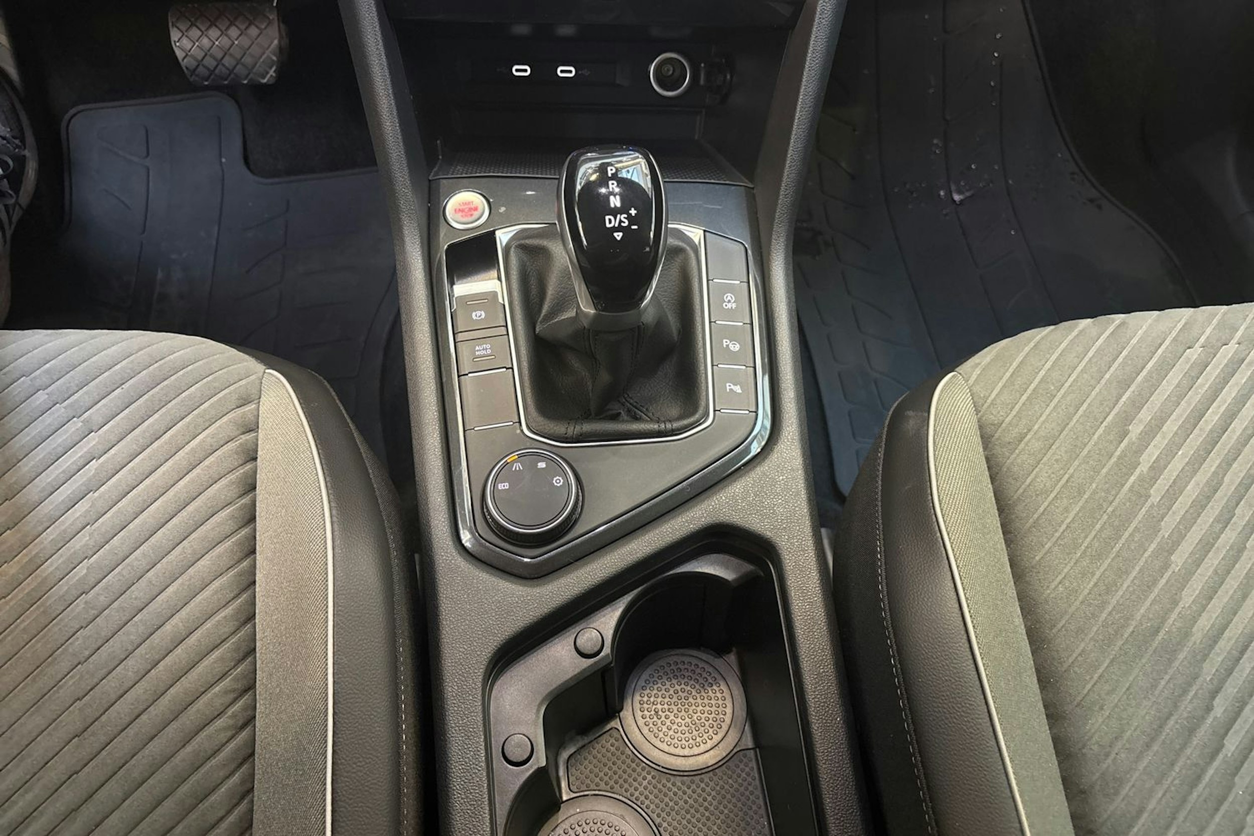 musta SEAT Tarraco 2023 kuva 25.