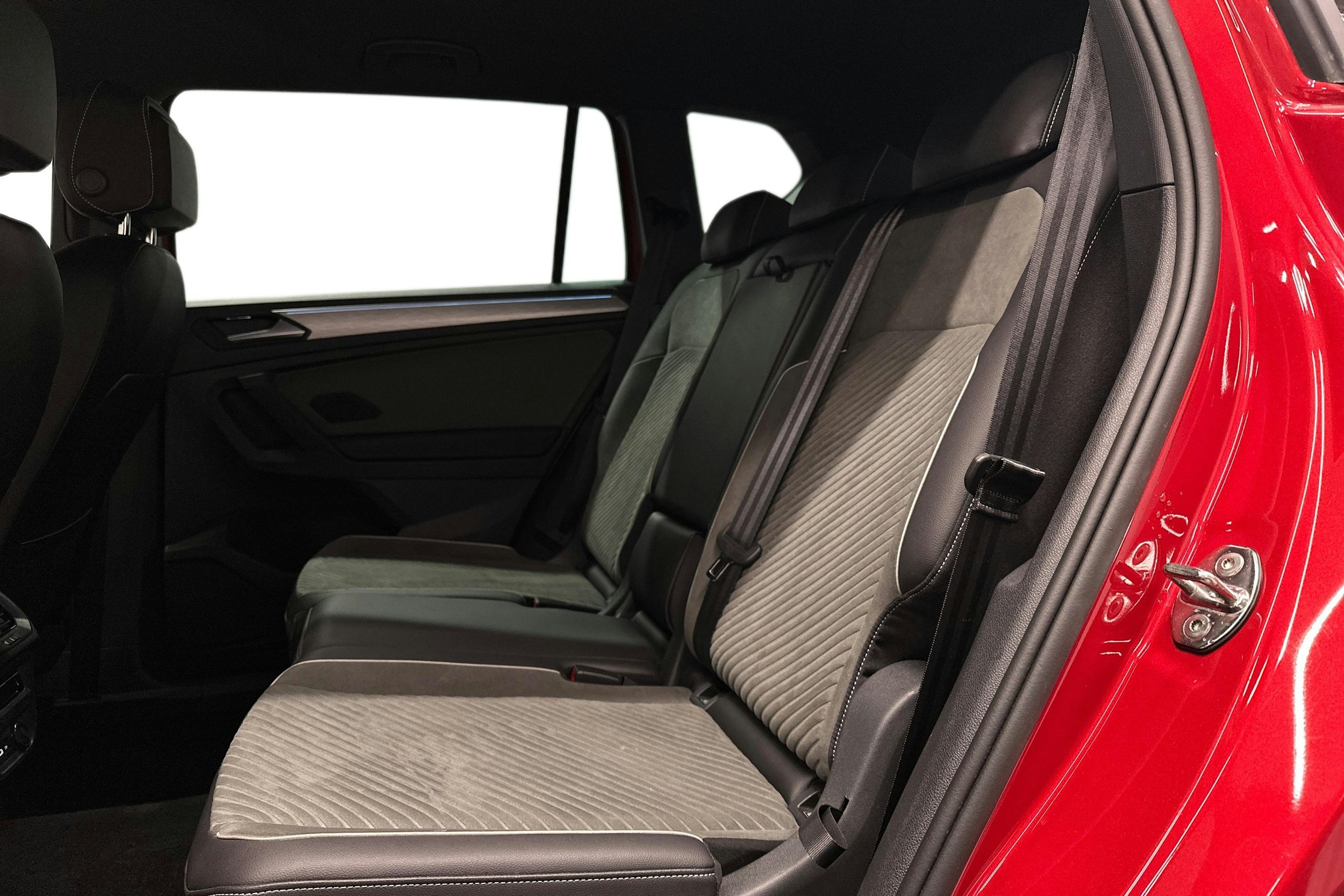 punainen SEAT Tarraco 2023 kuva 10.