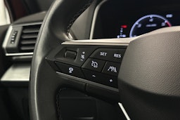 punainen SEAT Tarraco 2023 kuva 23.