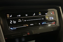 punainen SEAT Tarraco 2023 kuva 25.