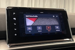 punainen SEAT Tarraco 2023 kuva 27.