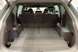 met. harmaa SEAT Tarraco 2024 kuva 15.