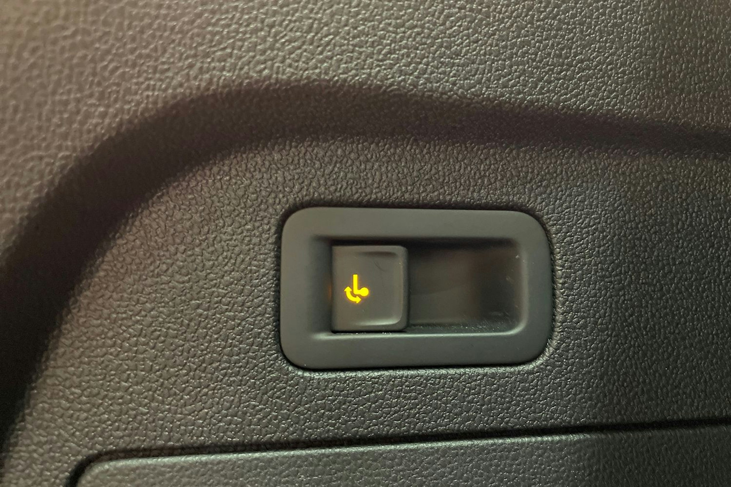 met. harmaa SEAT Tarraco 2024 kuva 35.