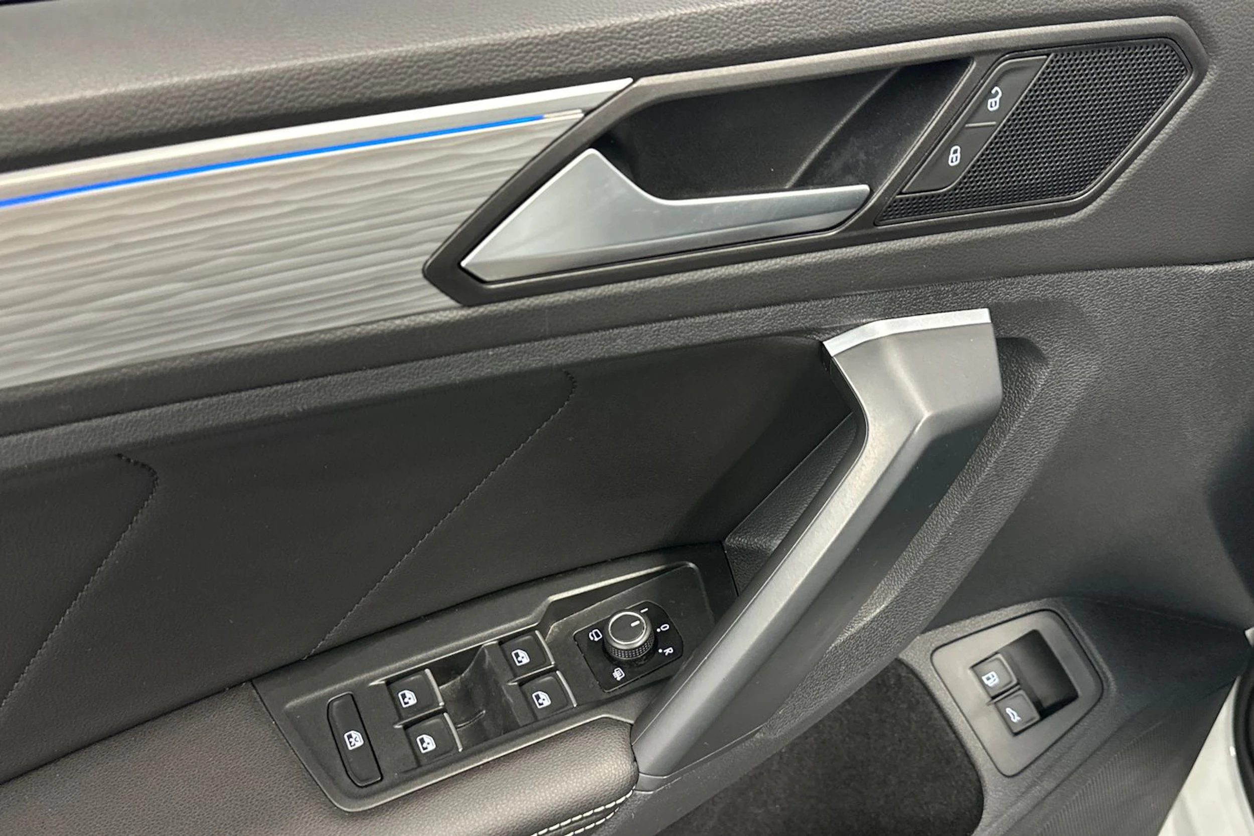 valkoinen SEAT Tarraco 2024 kuva 16.