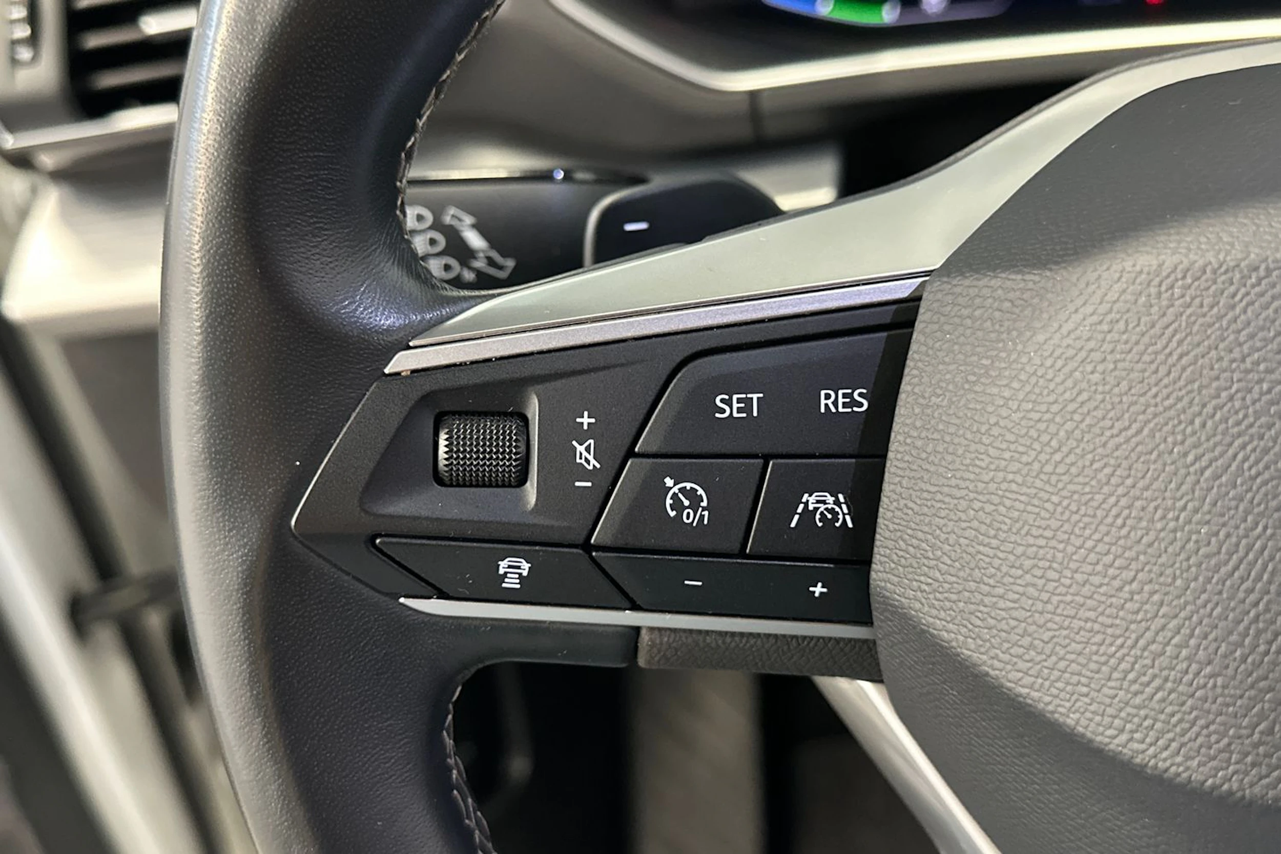 valkoinen SEAT Tarraco 2024 kuva 18.