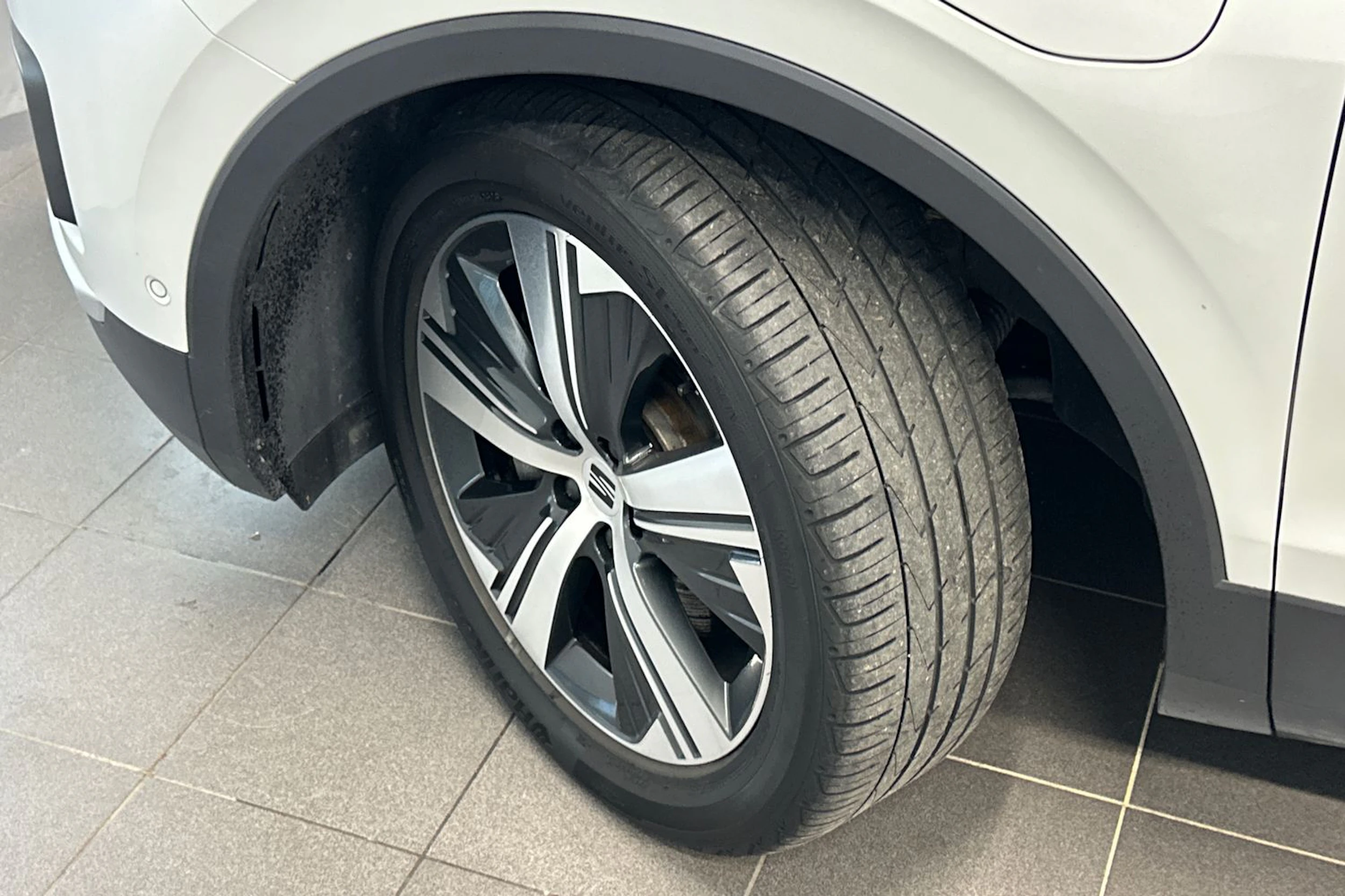 valkoinen SEAT Tarraco 2024 kuva 27.
