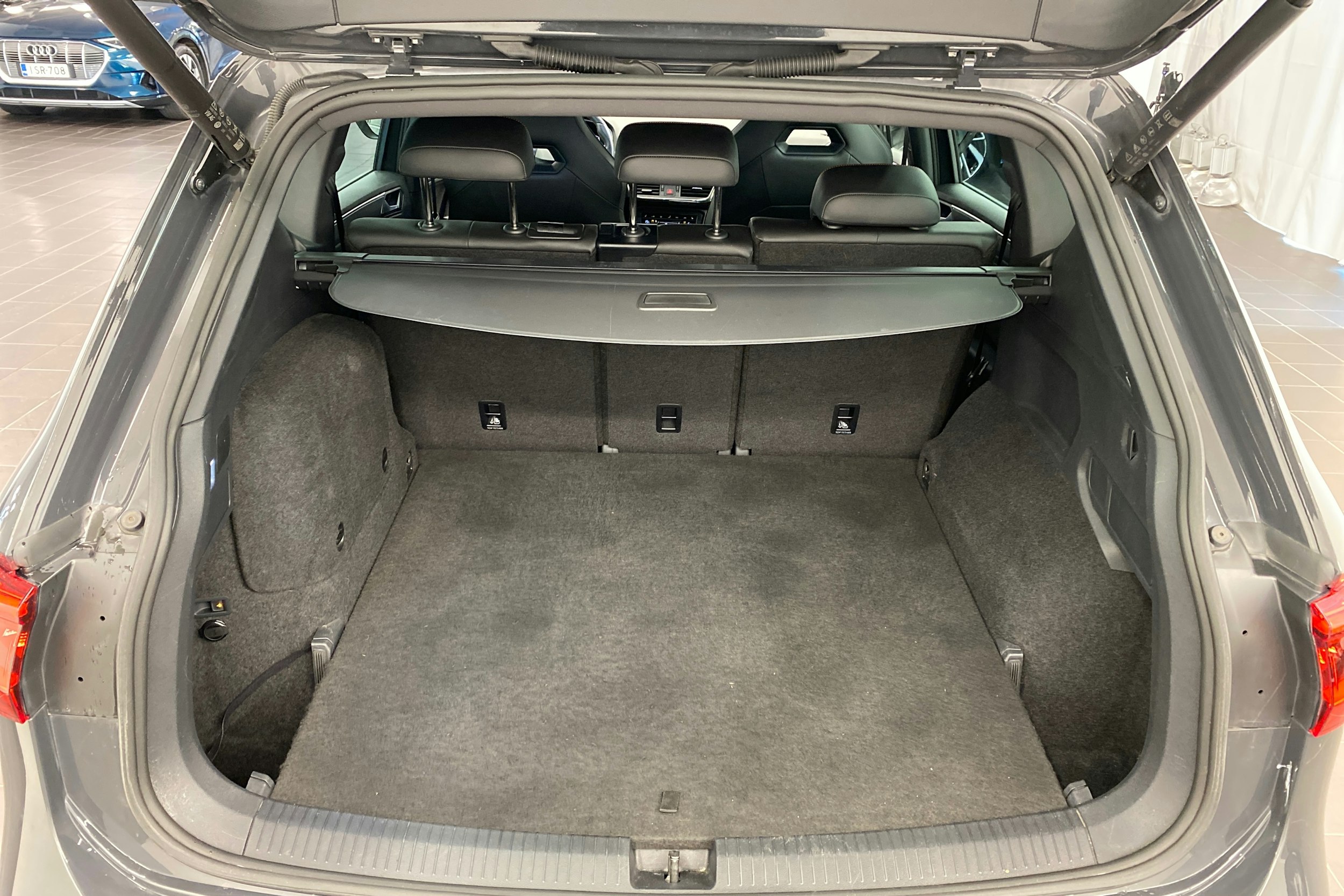 harmaa SEAT Tarraco 2024 kuva 14.
