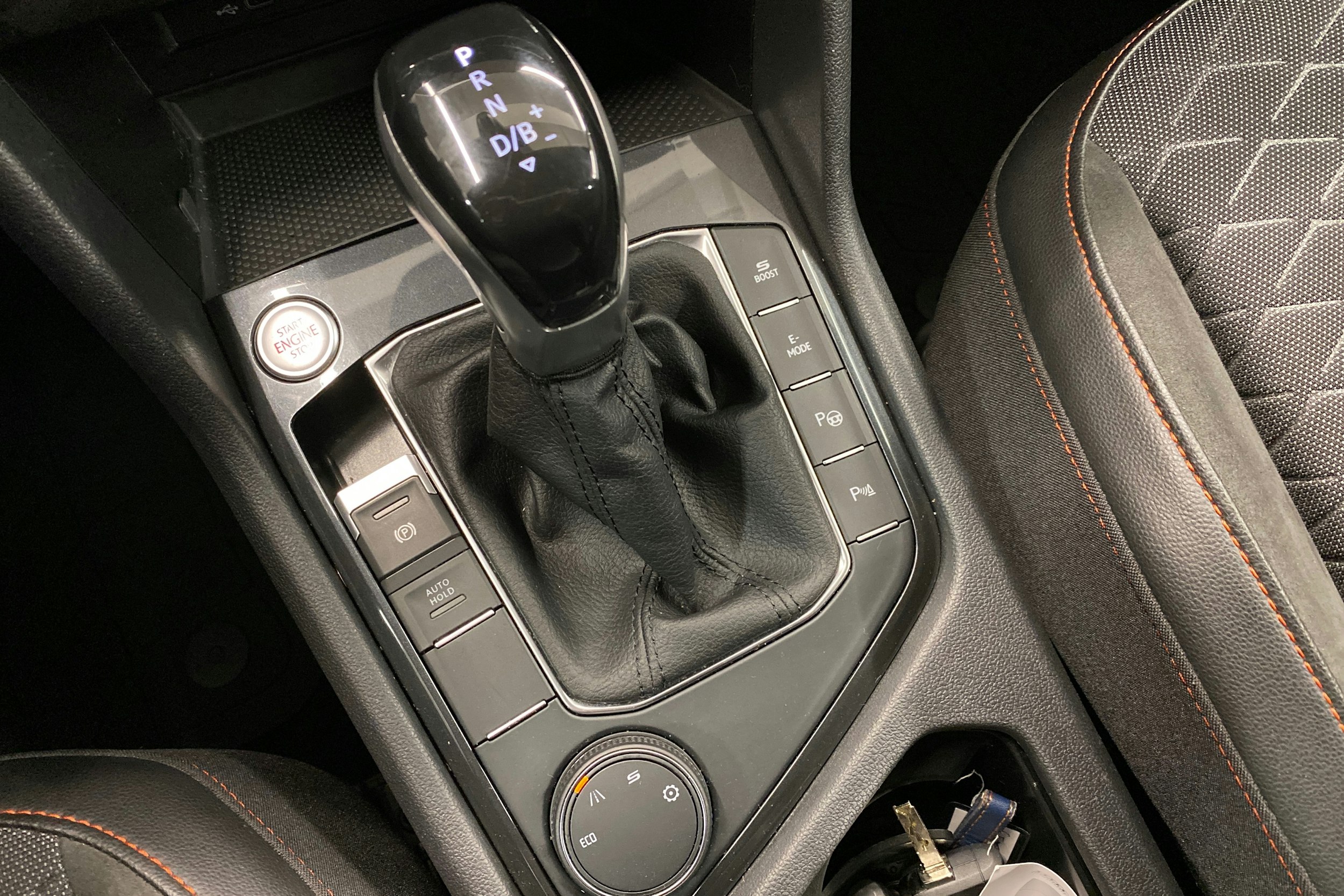 harmaa SEAT Tarraco 2024 kuva 21.