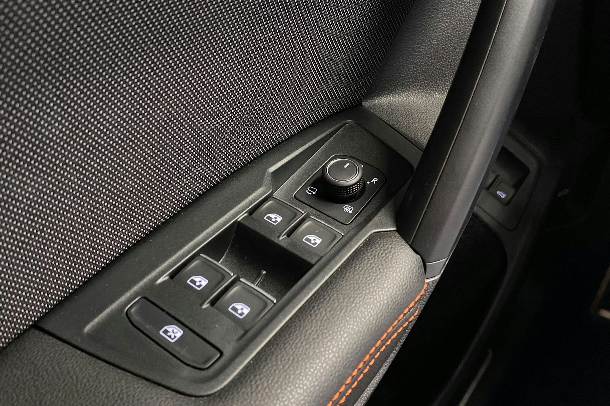 harmaa SEAT Tarraco 2024 kuva 22.