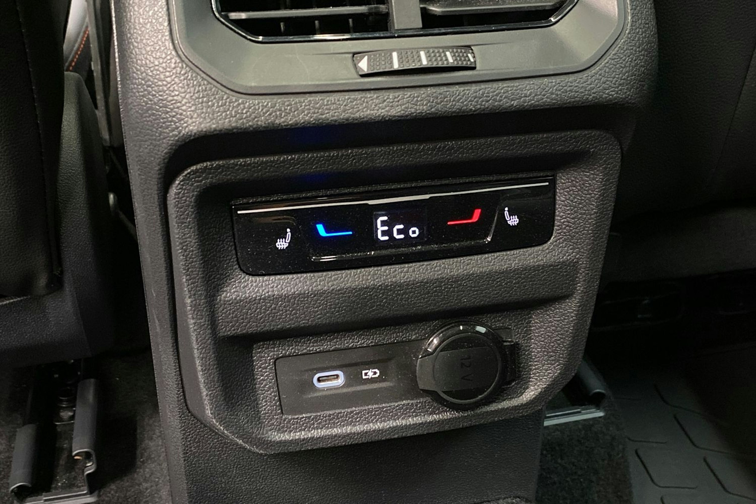 harmaa SEAT Tarraco 2024 kuva 34.