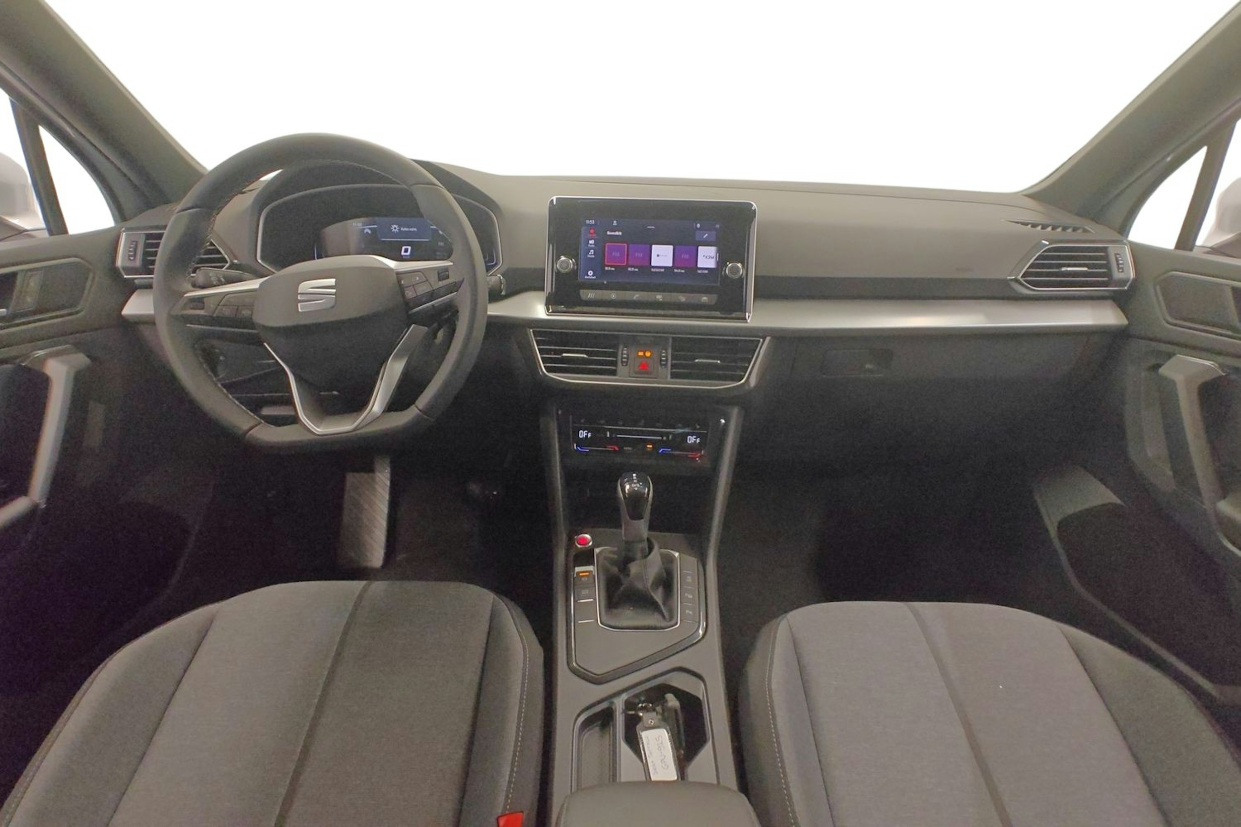 harmaa SEAT Tarraco 2025 kuva 7.