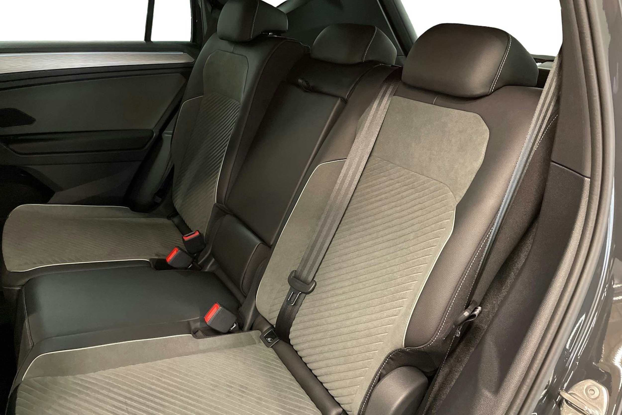 harmaa SEAT Tarraco 2025 kuva 8.