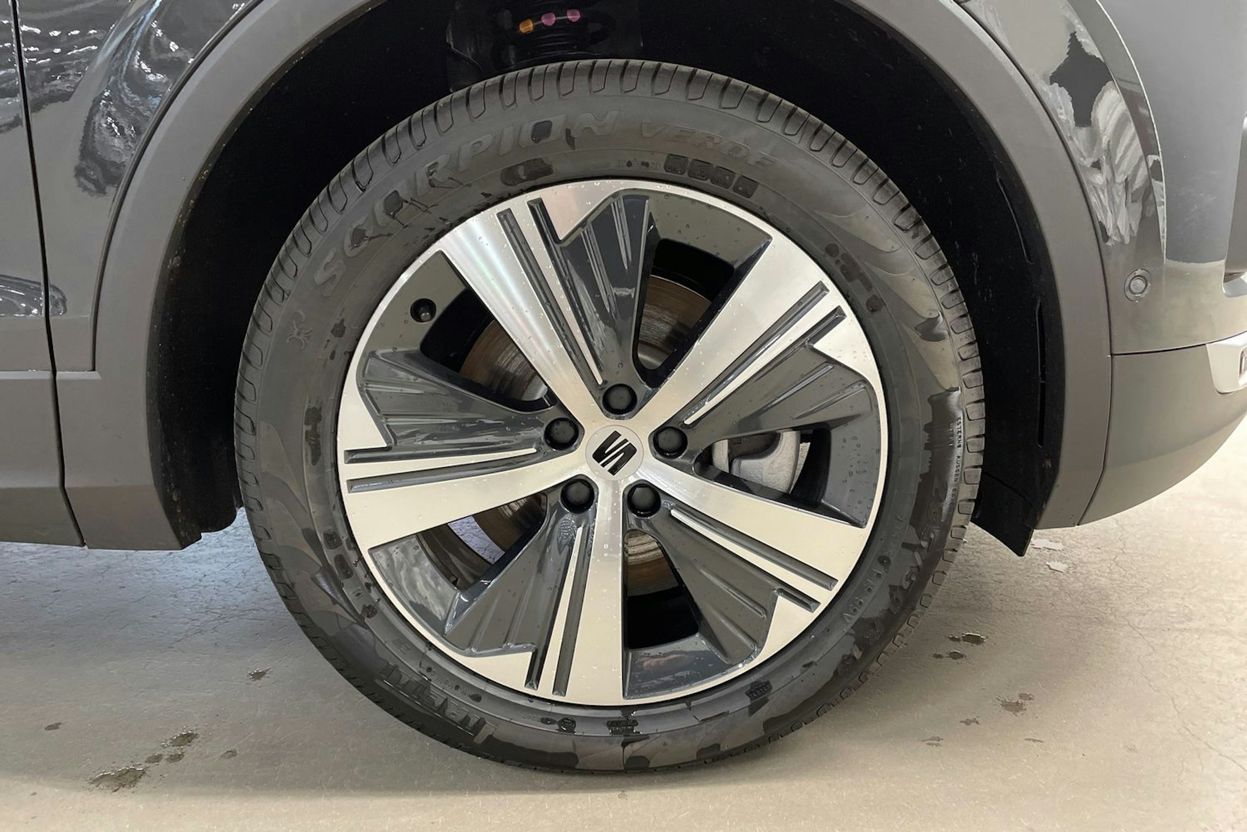 harmaa SEAT Tarraco 2025 kuva 10.