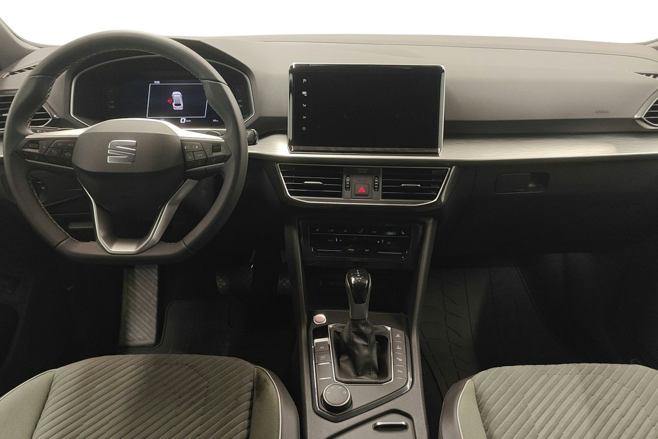 harmaa SEAT Tarraco 2025 kuva 7.