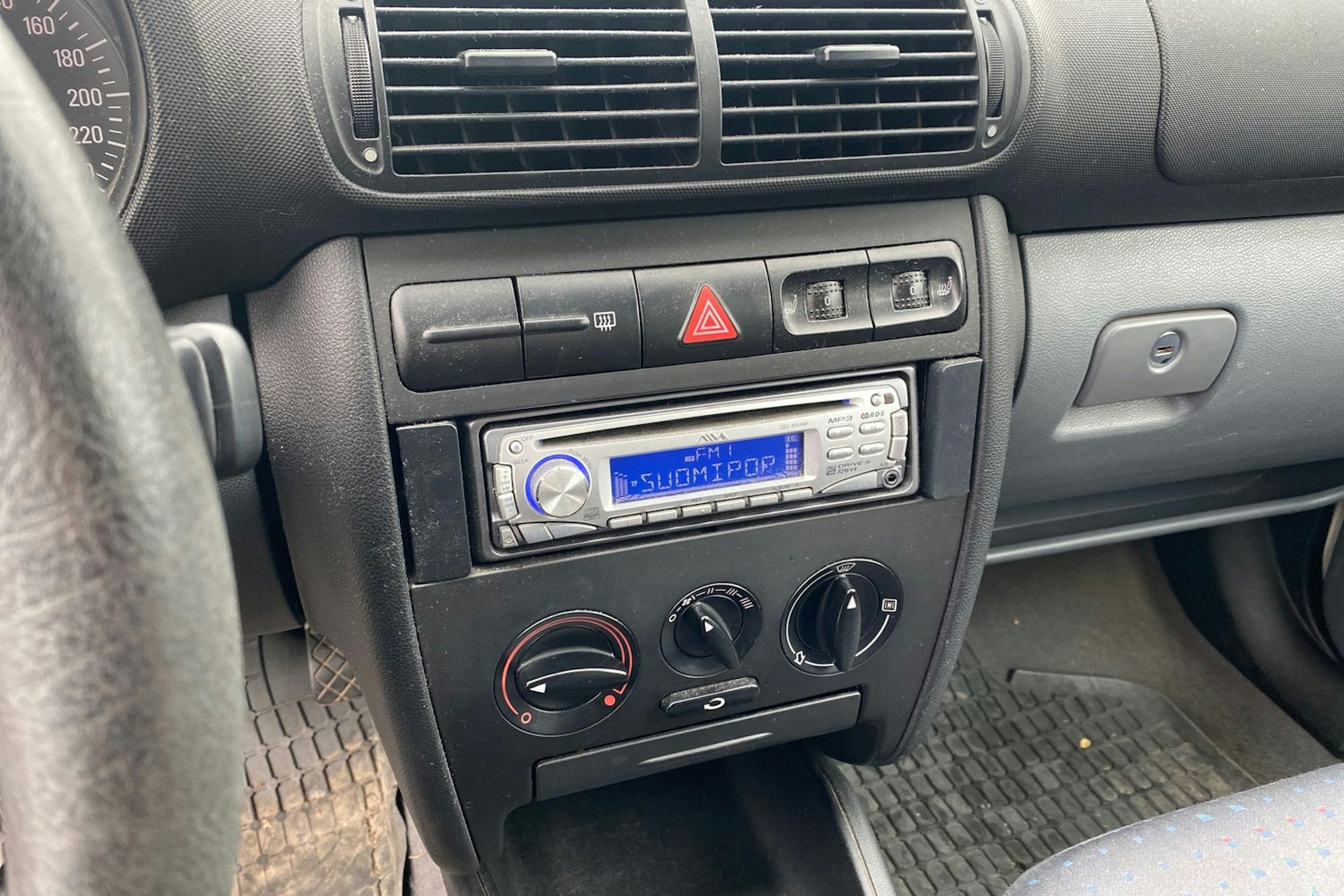 Punainen SEAT TOLEDO 1999 kuva 16.