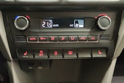 Punainen SEAT TOLEDO 2014 kuva 21.