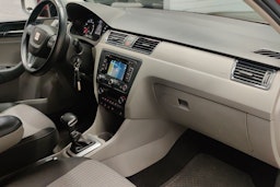 Punainen SEAT TOLEDO 2014 kuva 25.