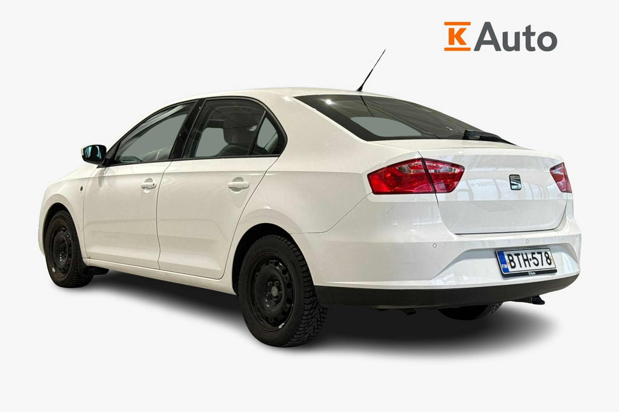 valkoinen SEAT Toledo 2015 kuva 2.