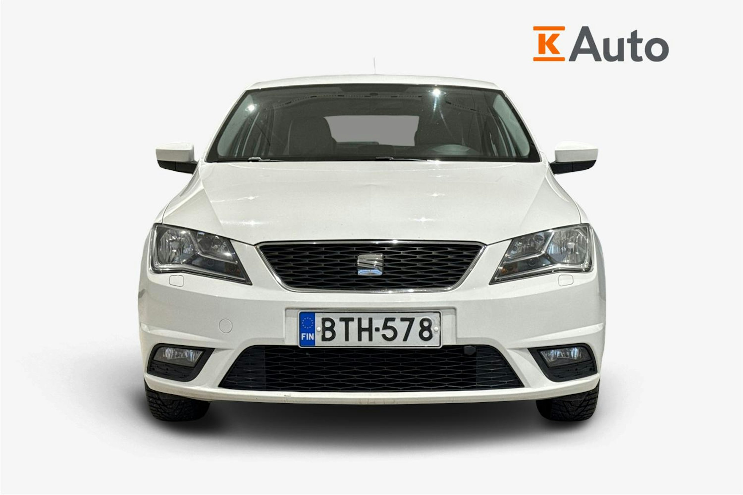 valkoinen SEAT Toledo 2015 kuva 5.