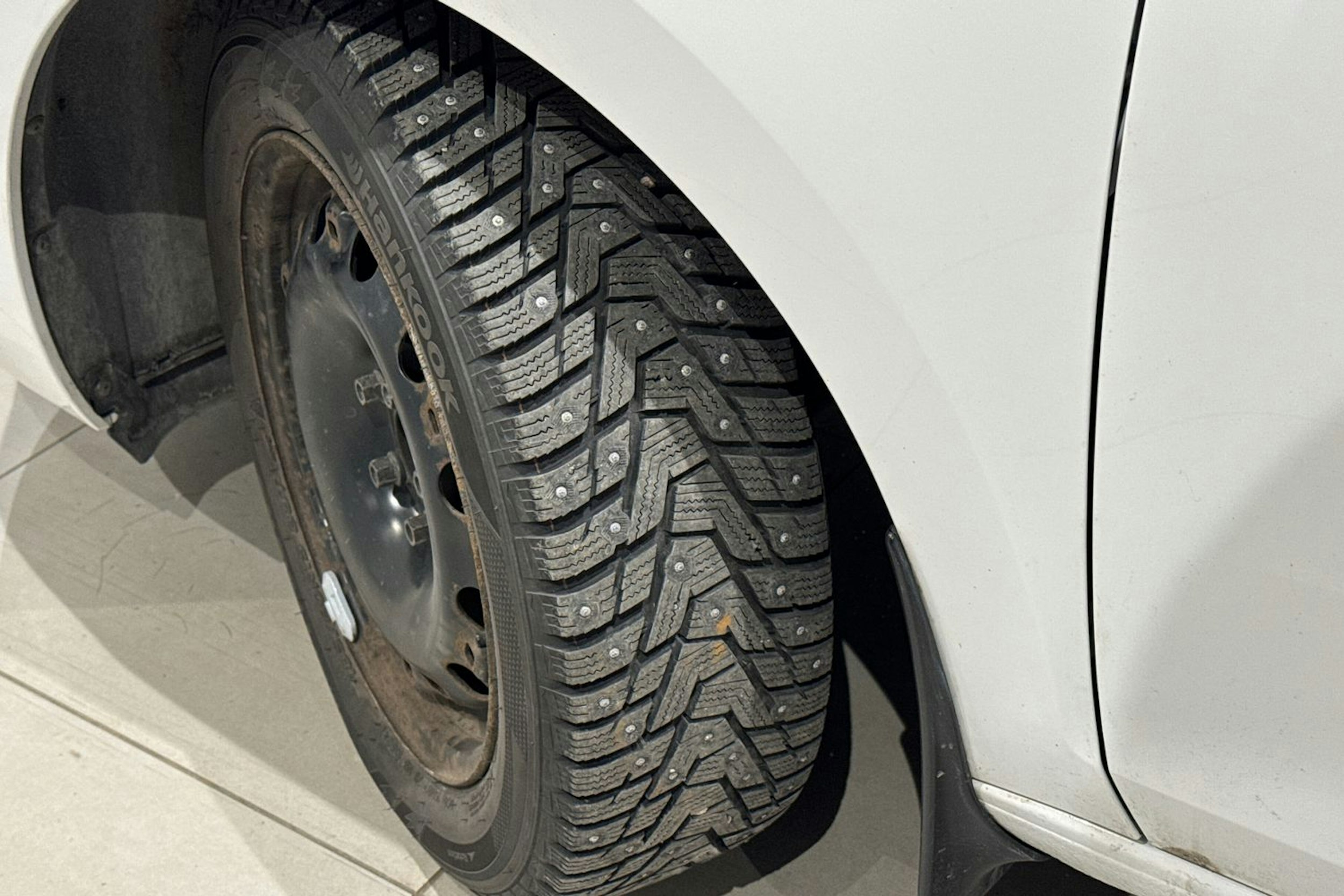 valkoinen SEAT Toledo 2015 kuva 13.