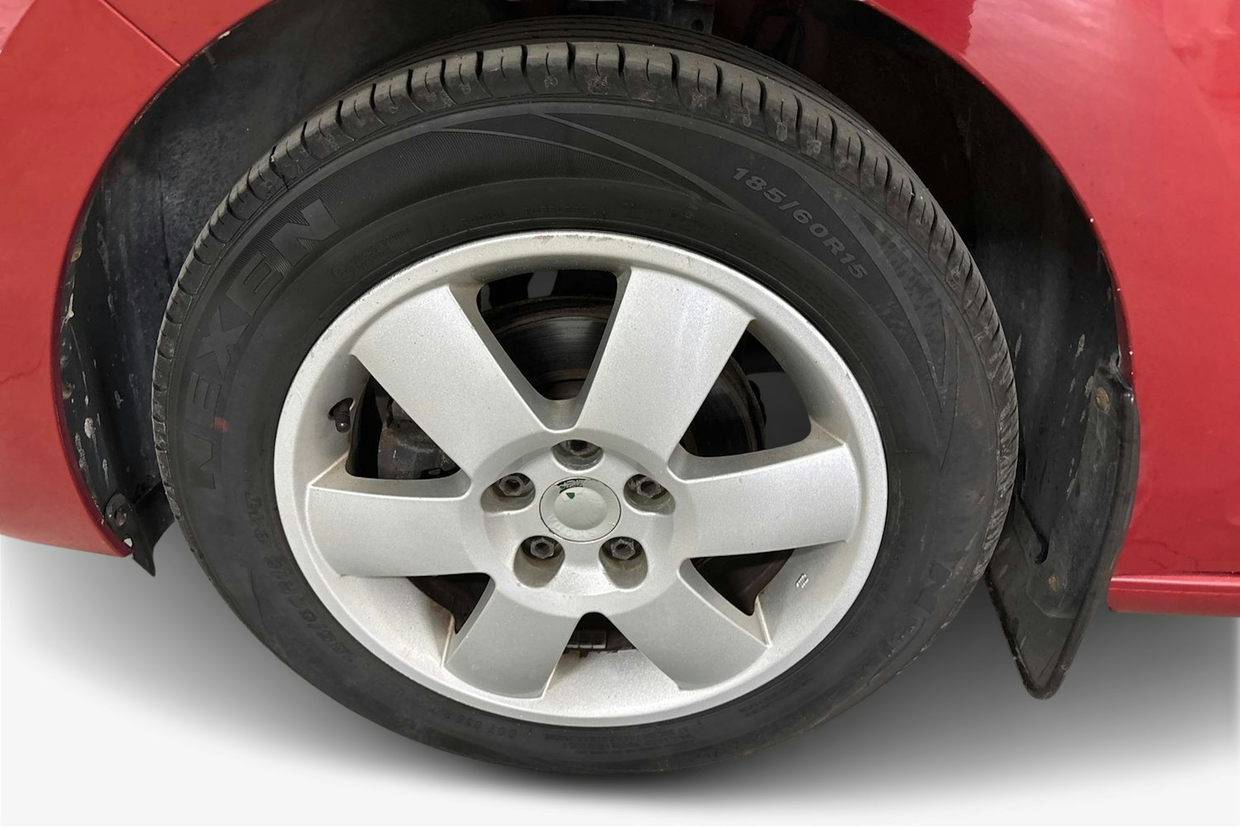 punainen SEAT Toledo 2015 kuva 11.