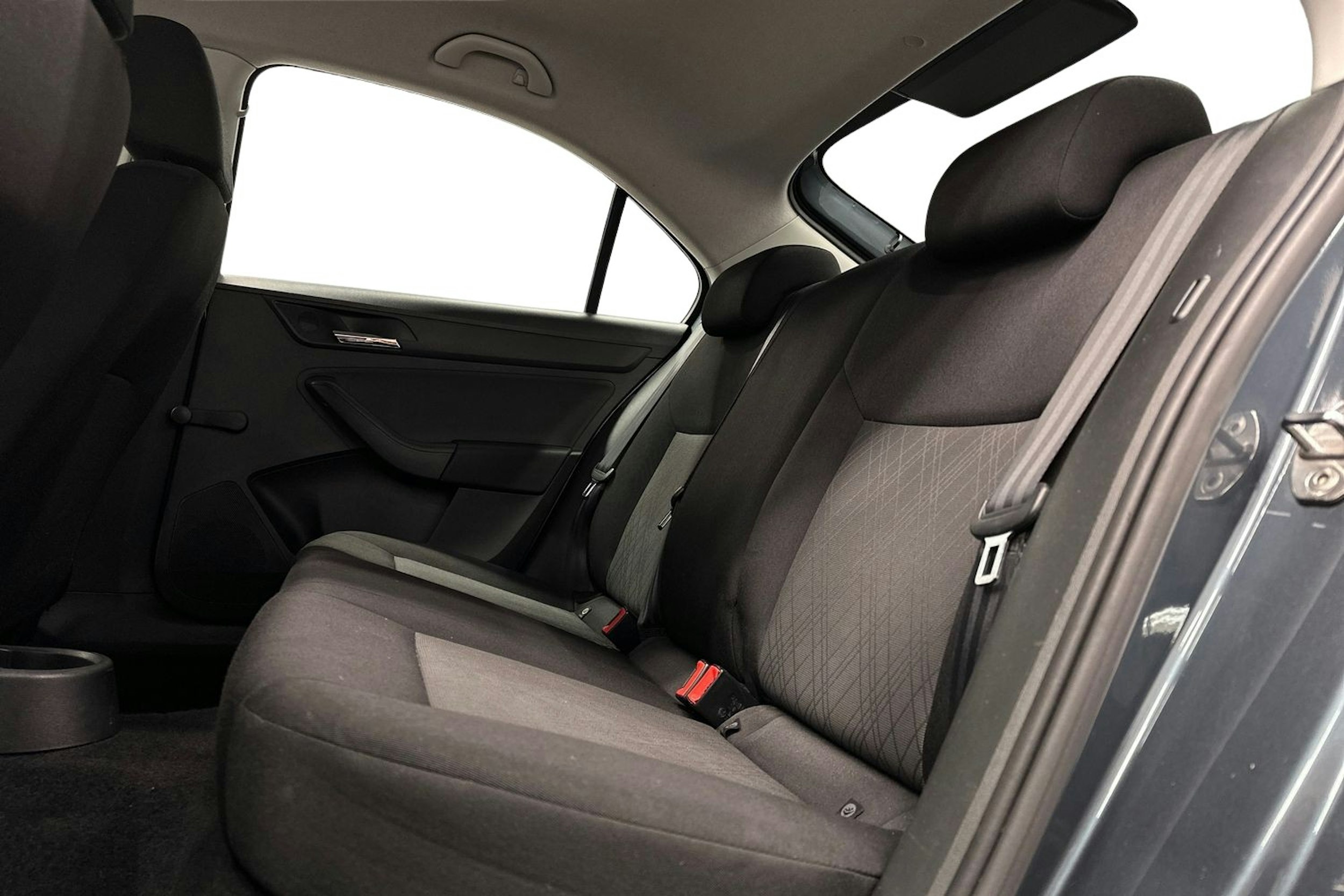 harmaa SEAT Toledo 2015 kuva 10.