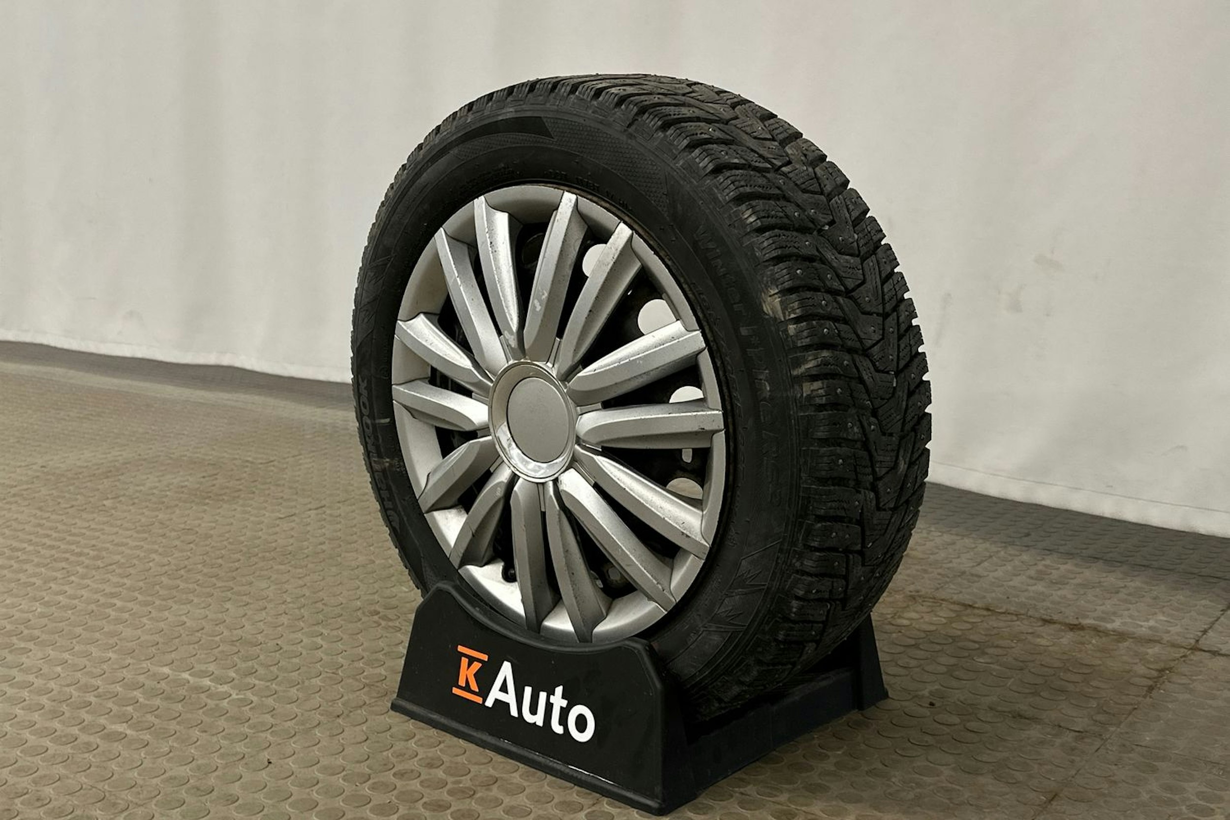 harmaa SEAT Toledo 2015 kuva 13.