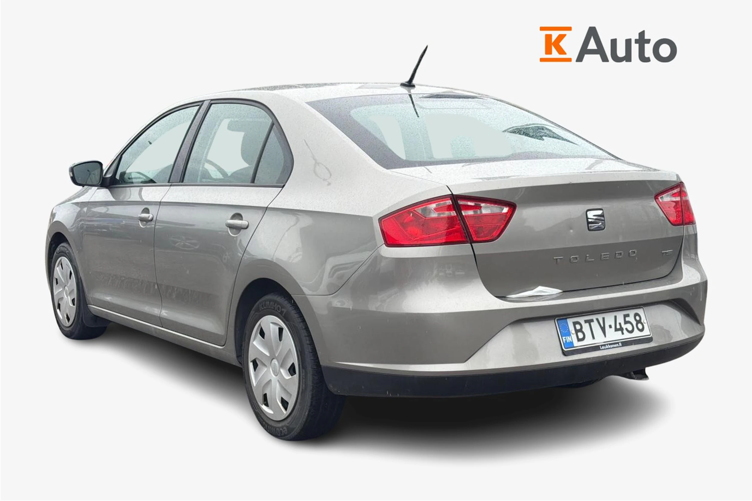ruskea (beige) SEAT Toledo 2017 kuva 2.