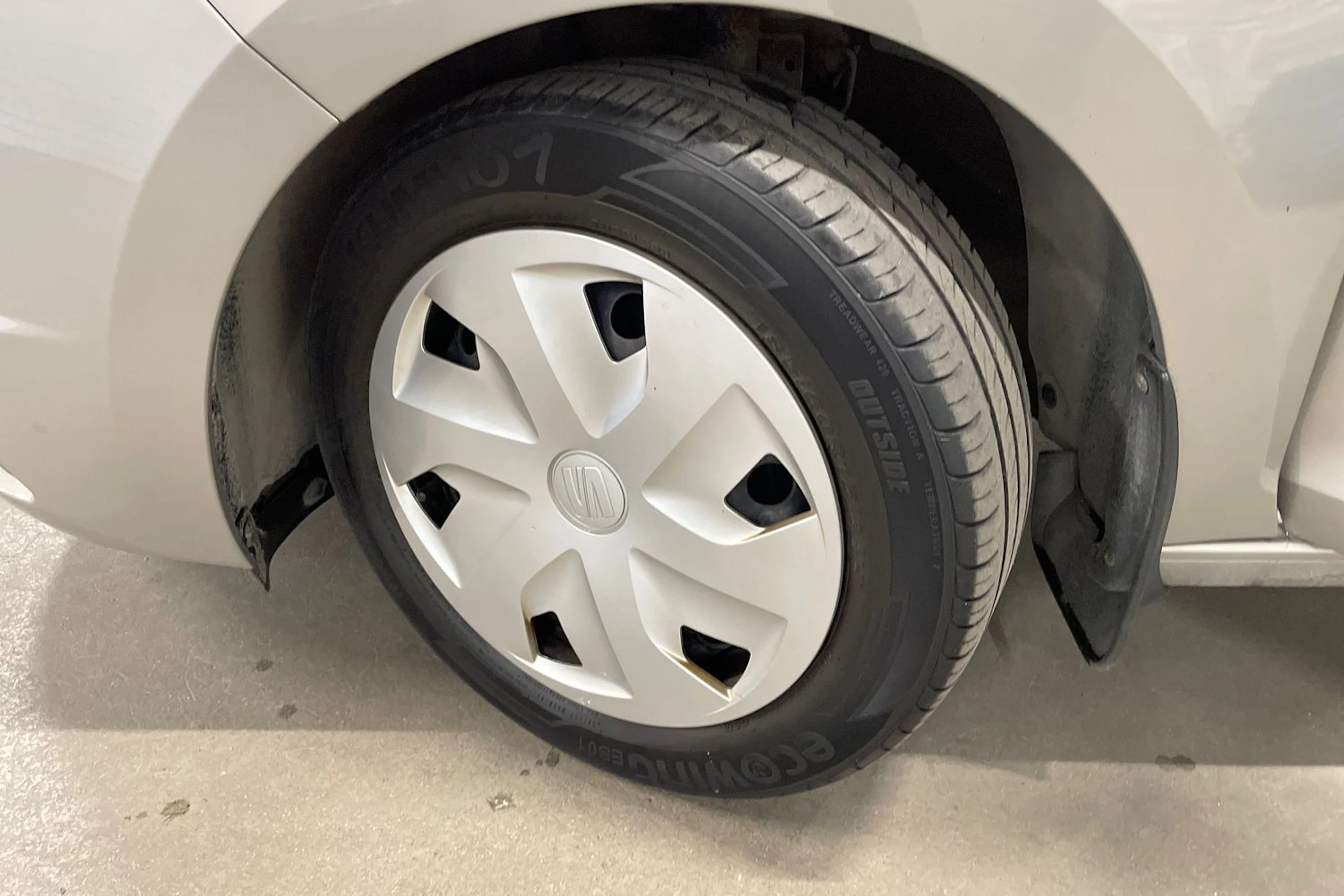 ruskea (beige) SEAT Toledo 2017 kuva 10.