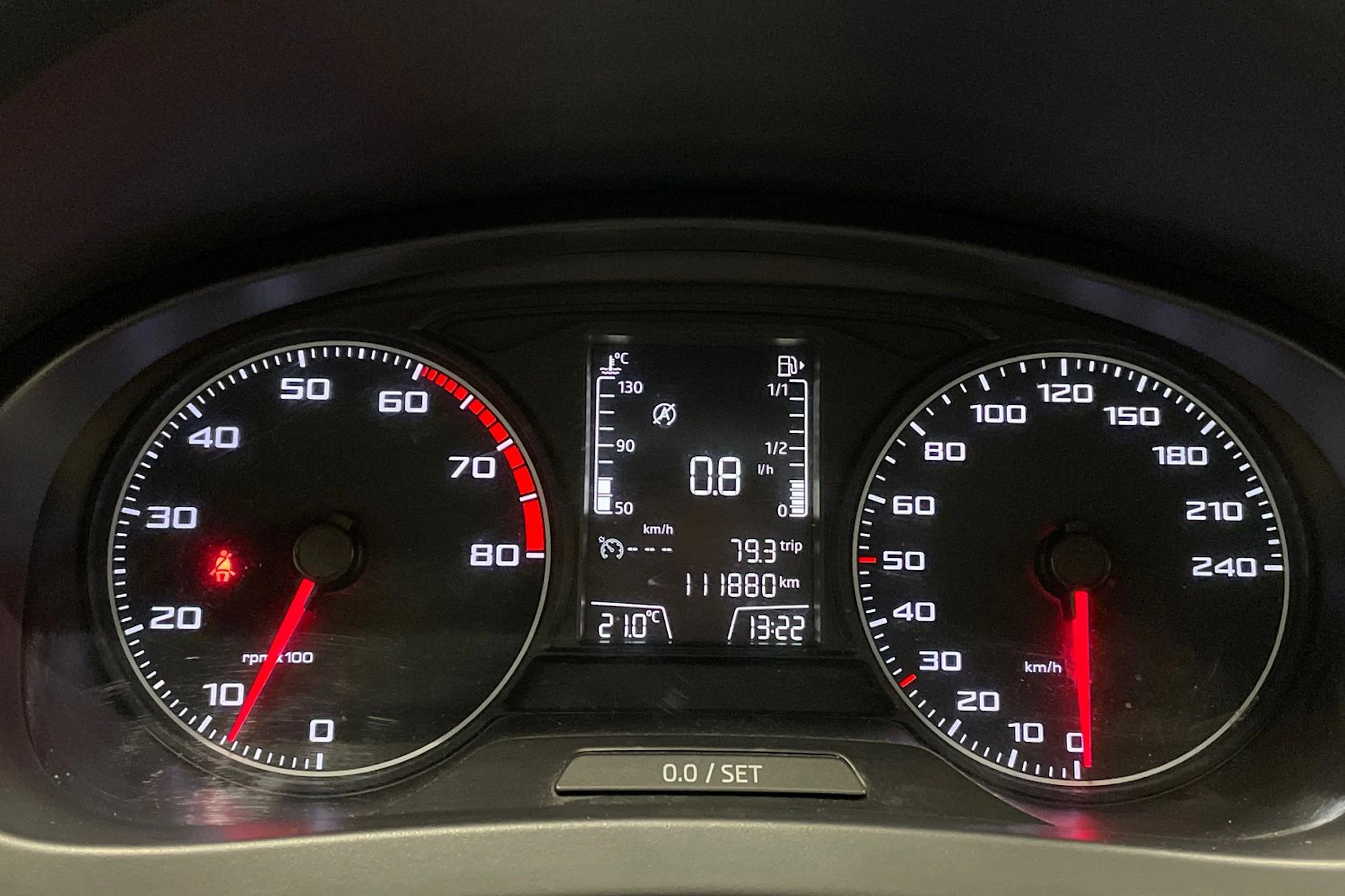 ruskea (beige) SEAT Toledo 2017 kuva 12.